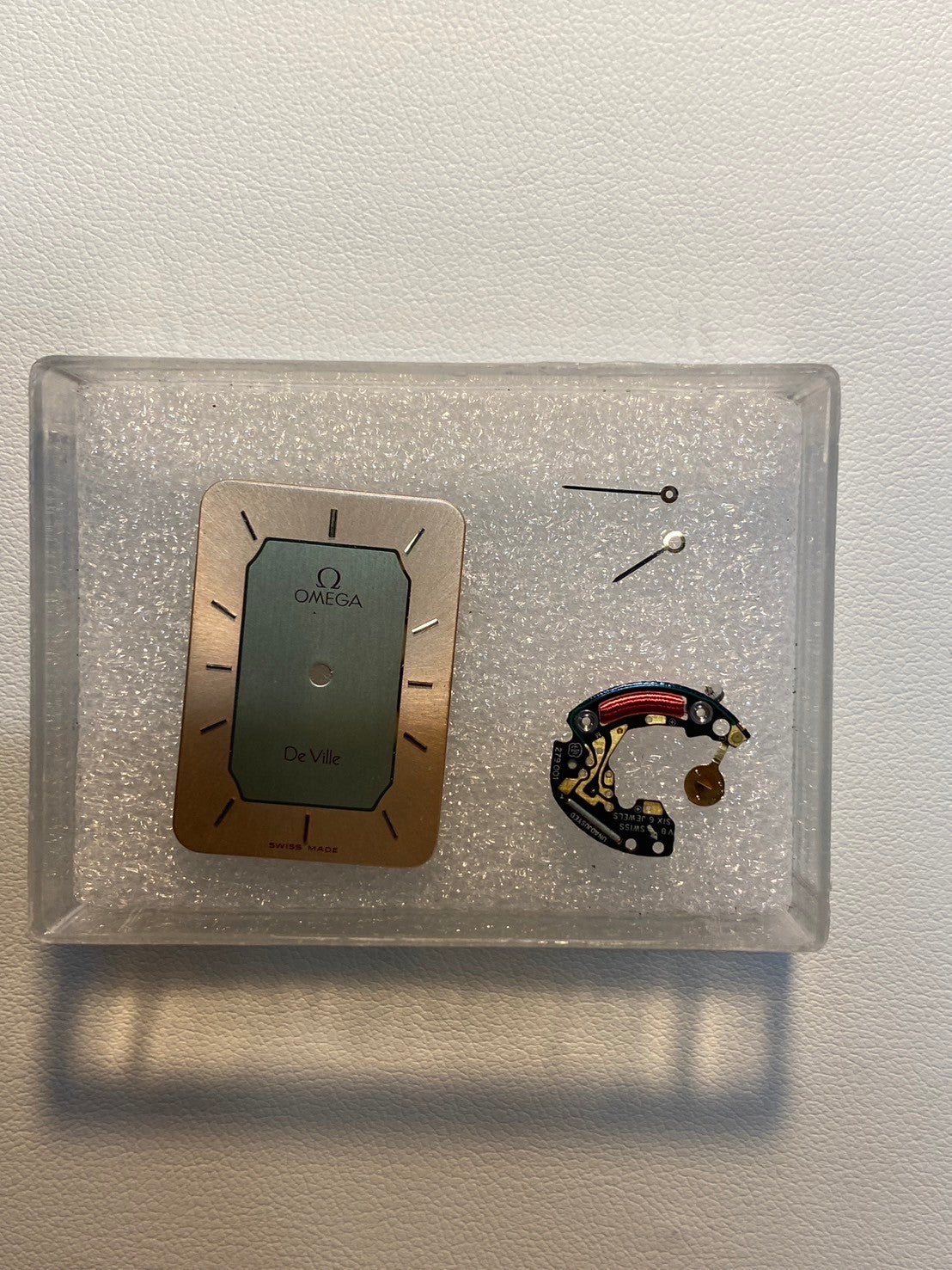 オメガ デ・ヴィル 19102300 クォーツ Cal.279 001/ 1455 GP 革 純正尾錠(GP)ゴールド文字盤 箱 オーバーホール済み