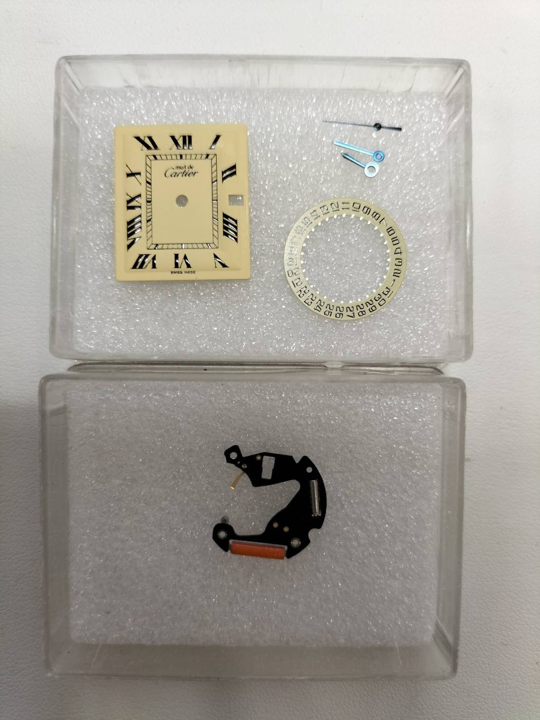 カルティエ マストタンク GM(XL) W1017454 / 2413 クォーツ Cal.687 SV925 革 純正Dバックル(GP) アイボリーローマン文字盤 箱 冊子 保証書 (2004年)オーバーホー済み