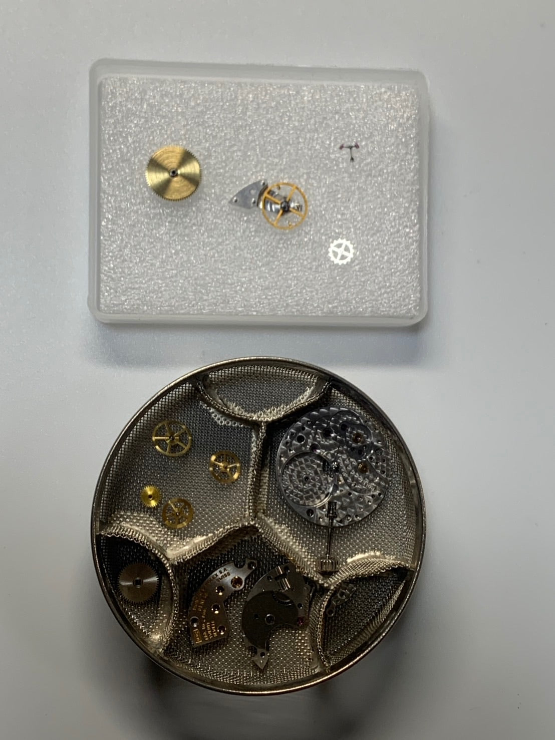 ロレックス チェリーニ 5116 手巻き Cal.1602 750WG 革 純正ピンバックル(750WG)シルバーローマン文字盤(SWISS MADE表記)K番台(2001年)箱 保証書(2004年 / 個人名記載あり)純正レザーベルト付き オーバーホール済み