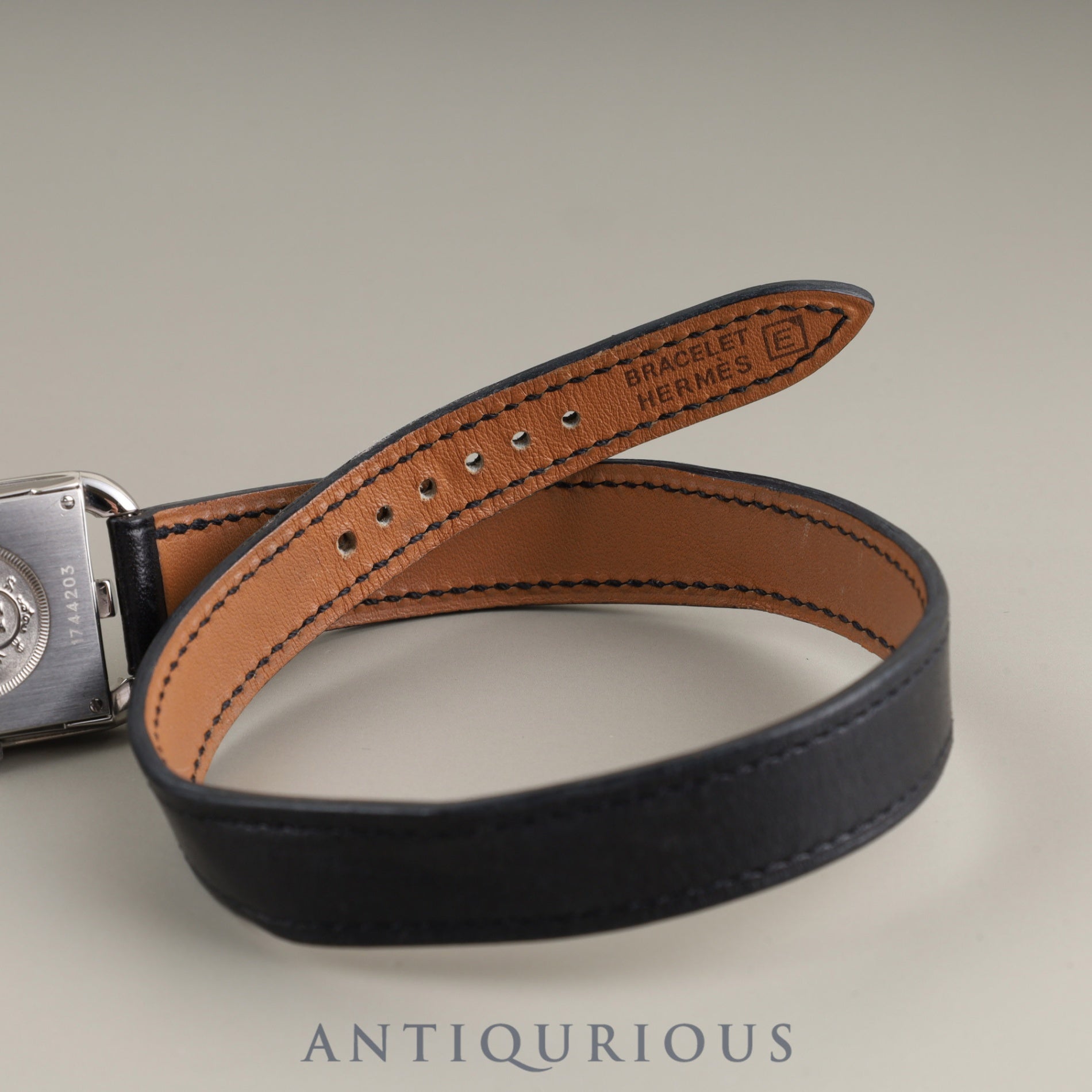 Hermes Cape Cod CC1.210 Quartz Cal.976.001 SS Genuine leather strap (□E stamp: 2001) Genuine buckle (SS) Gray Arabic dial Overhauled