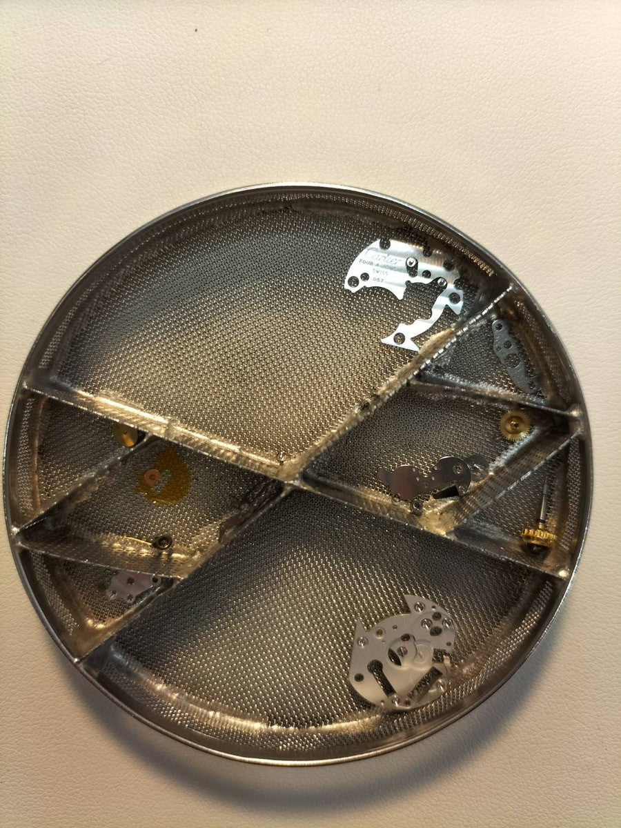 カルティエ マストタンク SM 5057001 クォーツ Cal.057 SV925 革 純正尾錠(GP)飛びアラビアCC文字盤(SWISS表記) オーバーホール済み