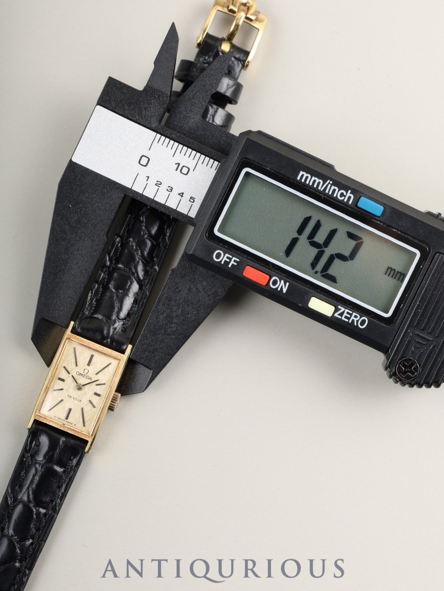 Omega De Ville 5110212 Manual Winding Caliber 485 750YG Leather Strap Genuine Buckle (GP) Champagne Dial Overhauled