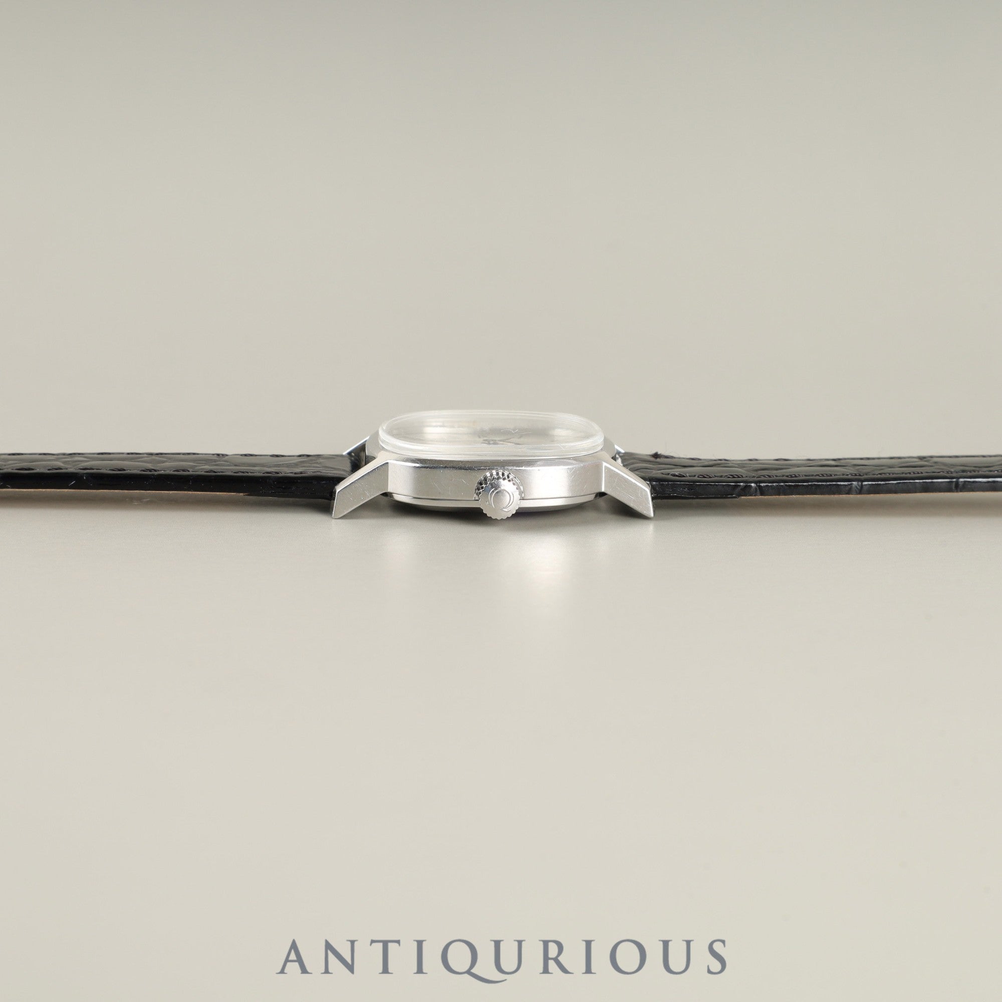 オメガ デ・ヴィル ST 511.0509 手巻き Cal.625 SS 革 社外尾錠(SS)シルバーローマン文字盤 1976年 箱 オーバーホール済み