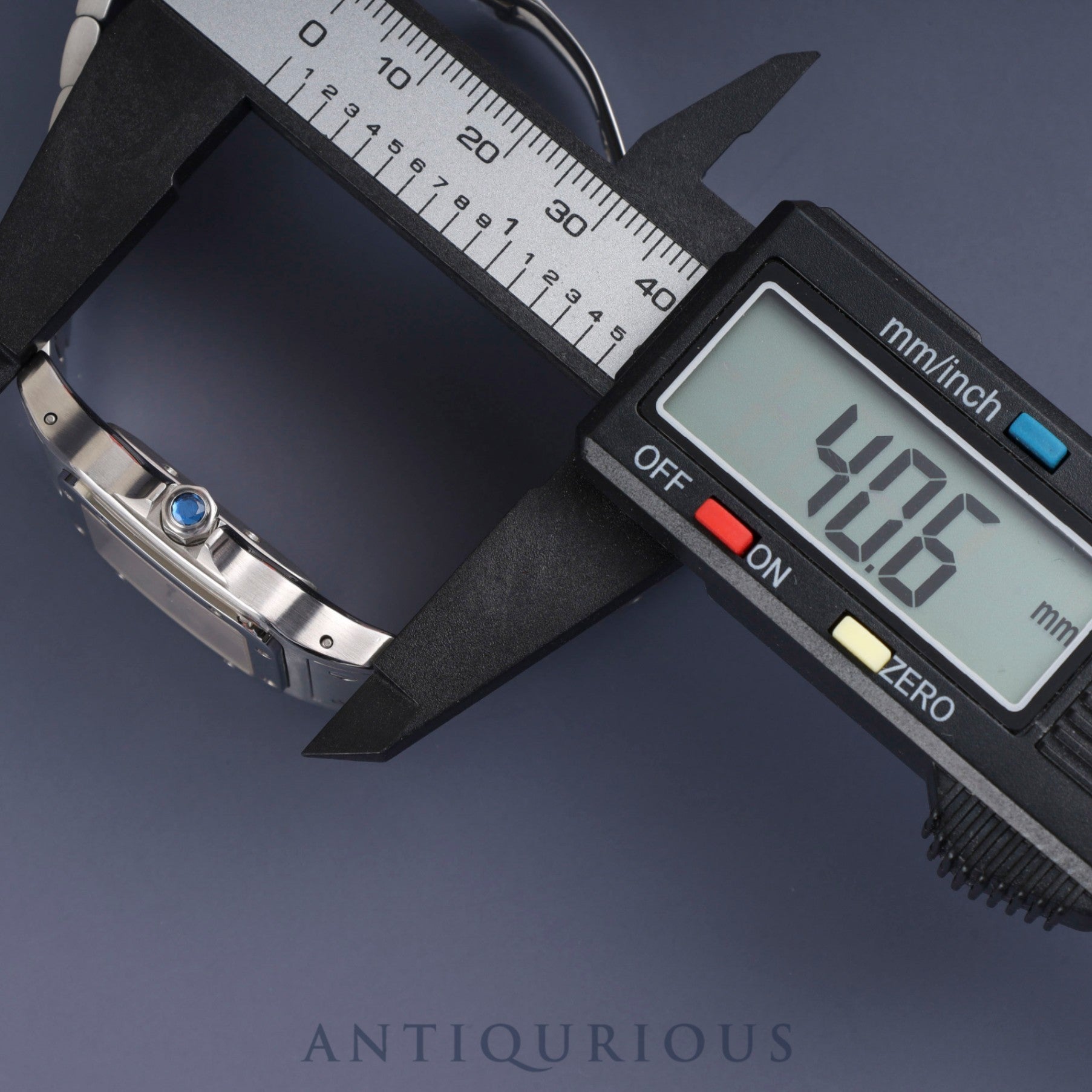 Cartier Santos Galbee LM 2319 Automatic Caliber - Stainless Steel Silver Guilloche Dial 29 x 40mm Box Booklet Overhauled