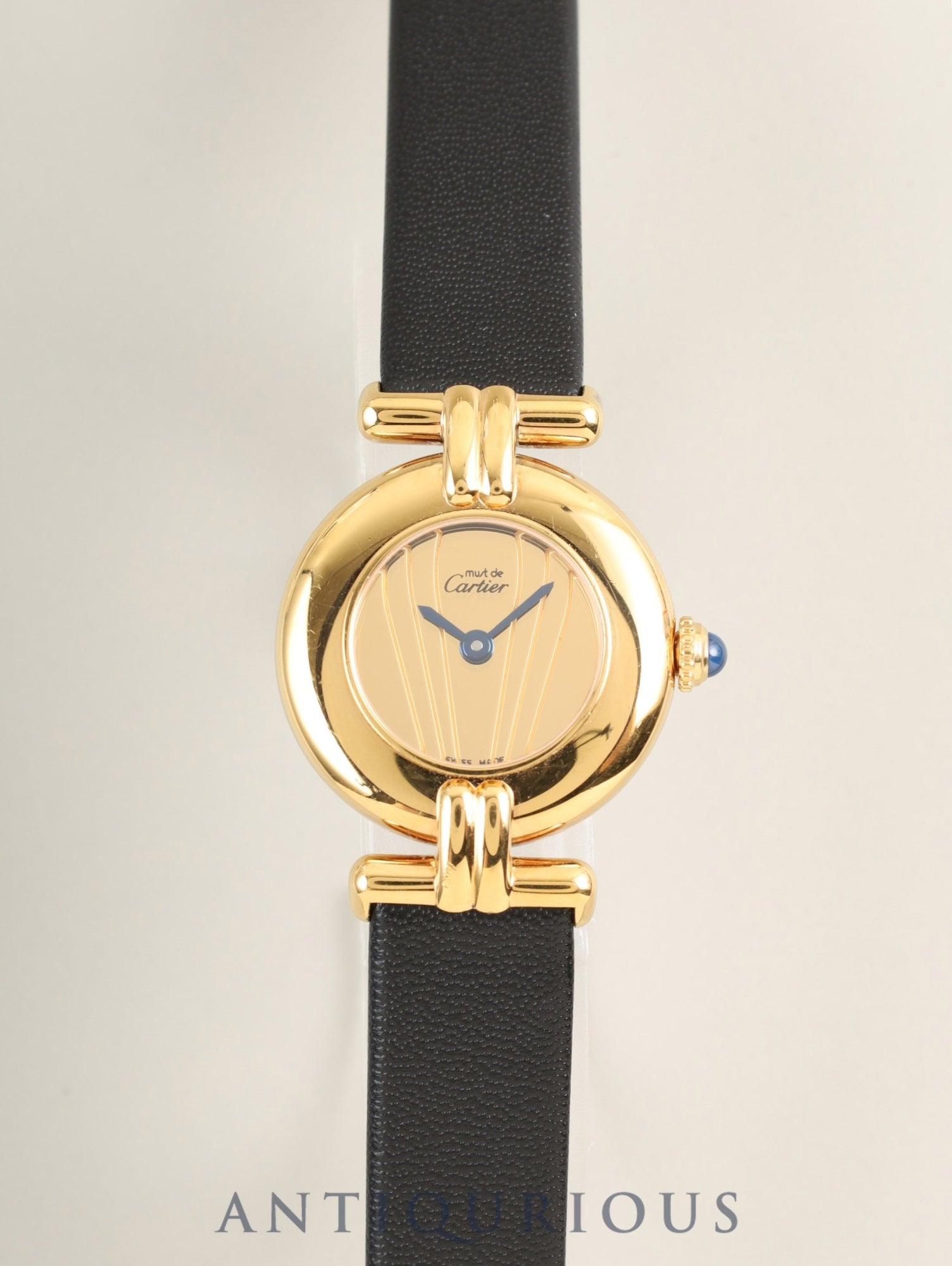 カルティエ マストコリゼ W1000553 / 590002 クォーツ SV925 革 純正ピンバックル(GP)ゴールド文字盤(SWISS MADE表記)箱 冊子 保証書(1991年 / 個人名記載あり)カルティエブティックにてコンプリートサービス済み
