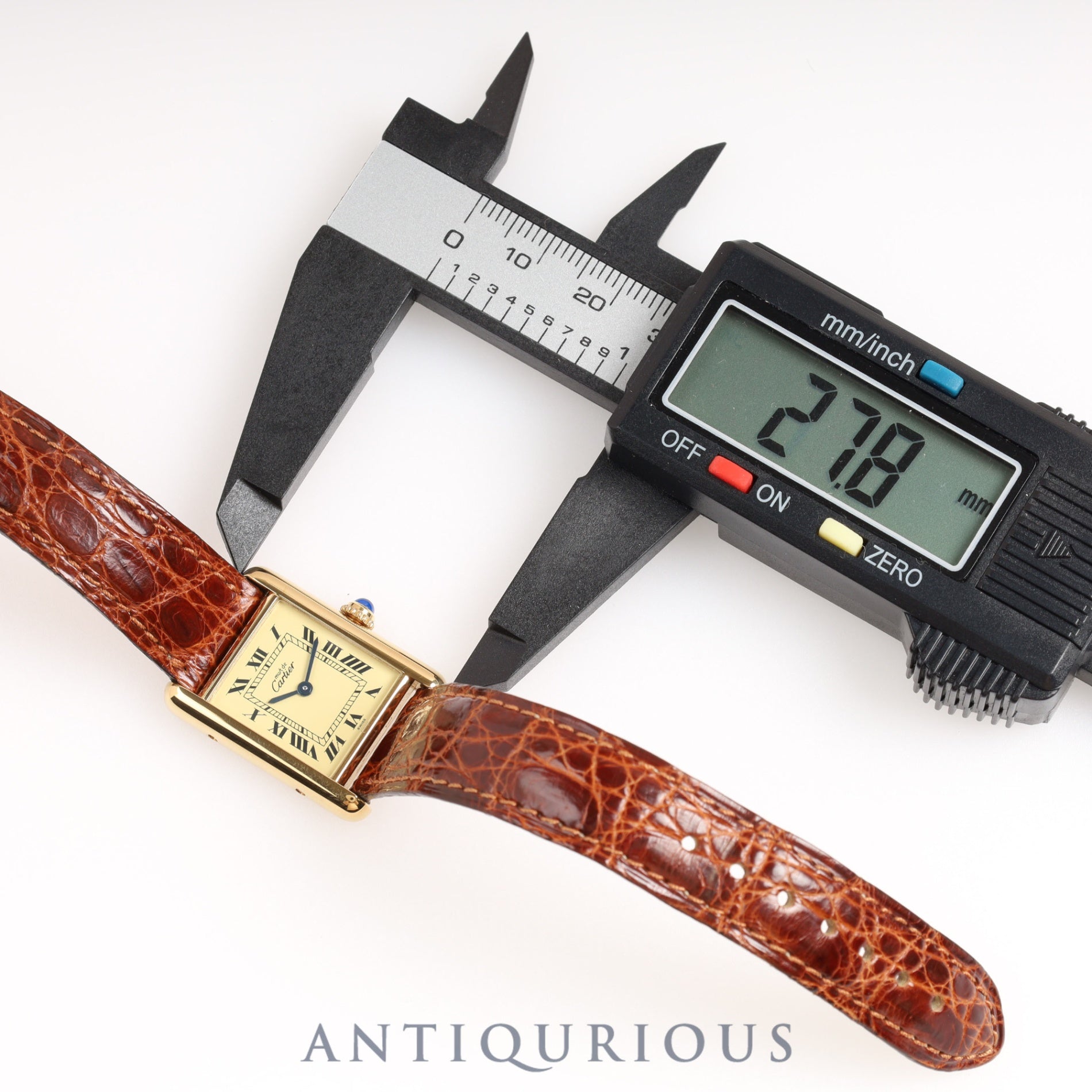 カルティエ マストタンク SM QZ アイボリーローマン文字盤 箱 保証書 1994年