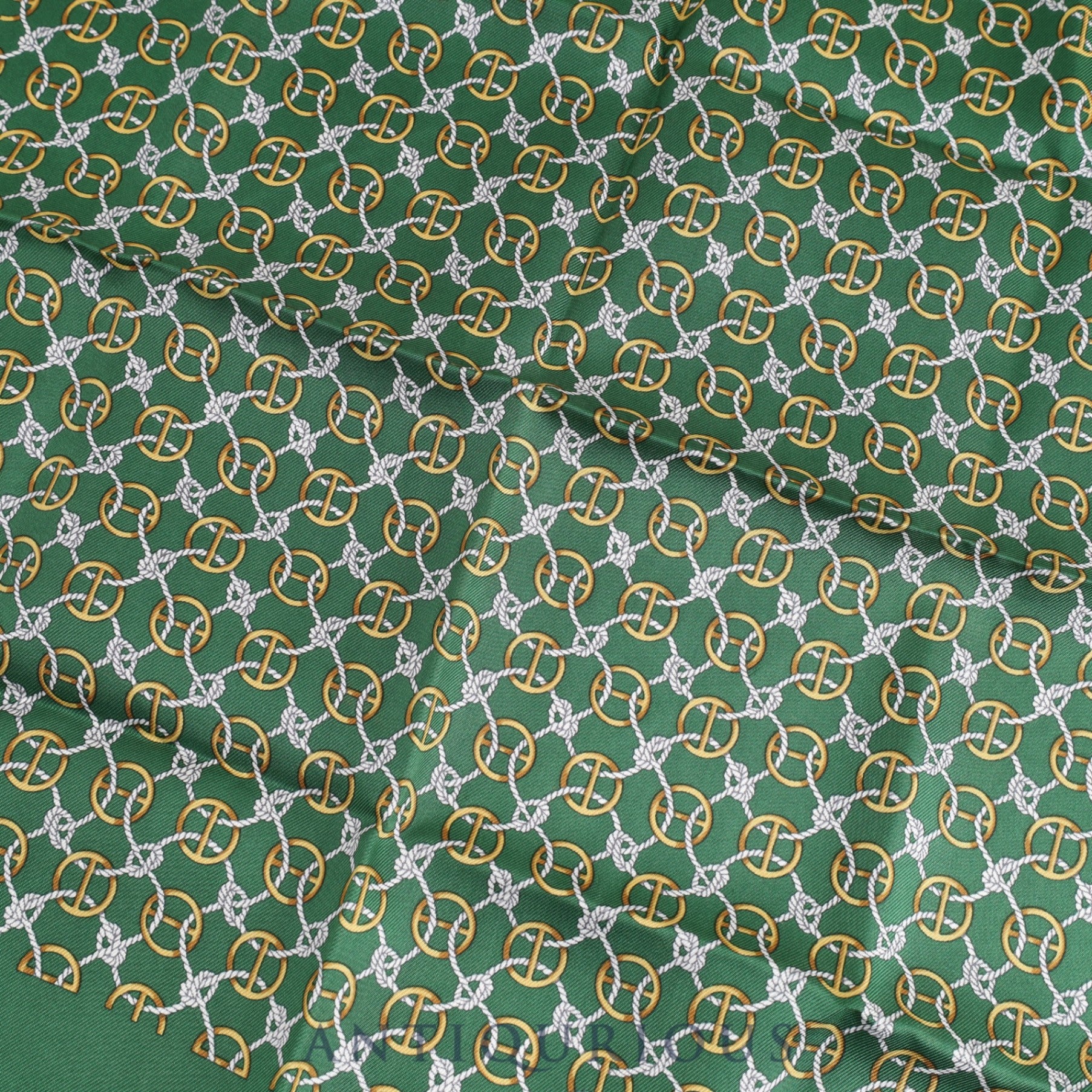 Hermes scarf Carre 45 all-over pattern green 100% SILK