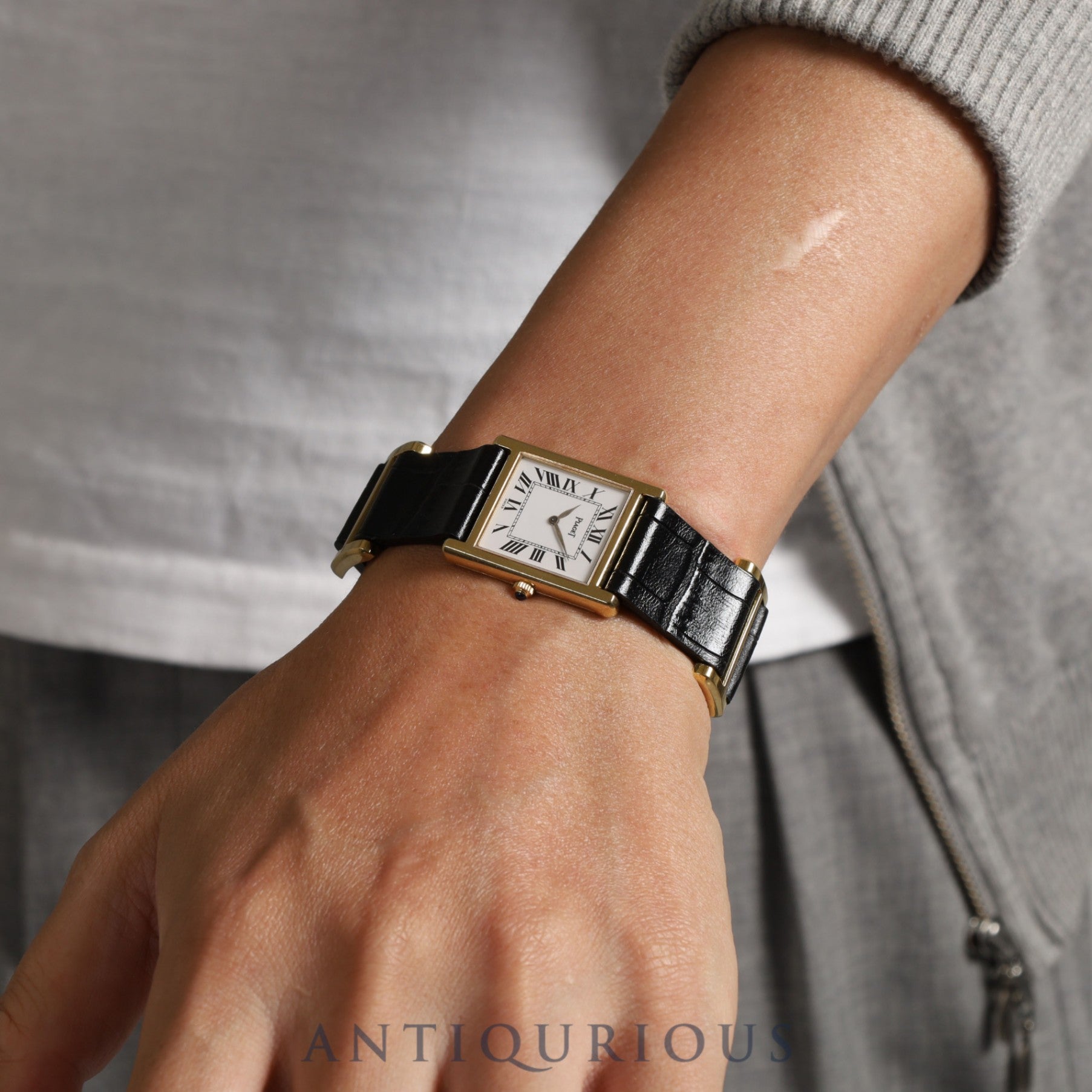 ピアジェ トラディション 90802D 手巻き Cal.9P2 750YG 革 純正尾錠(750YG)ホワイト文字盤 オーバーホール済み