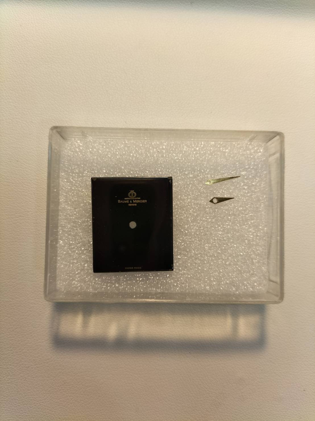 Baume & Mercier Rectangular 37059 (B) Manual winding Cal.8M775 750 Leather Genuine buckle (GP) Black (onyx) dial Overhauled