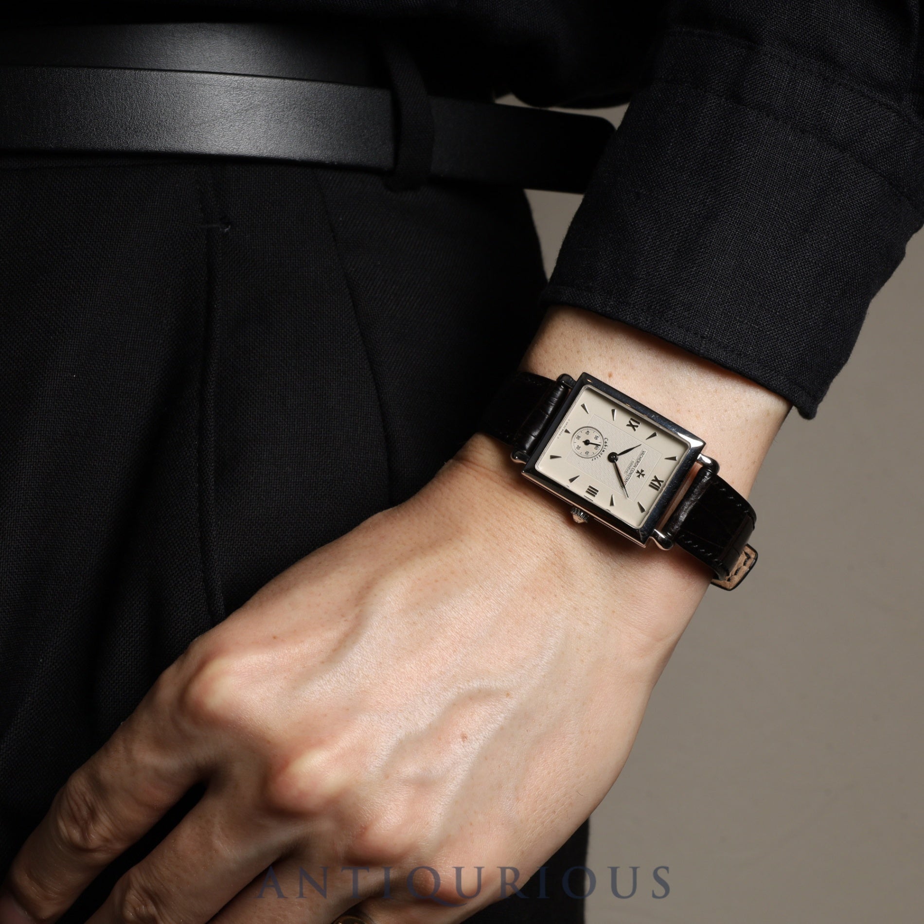 ヴァシュロン・コンスタンタン キャビノチェ 91001/000G-7 手巻き Cal.1017 750 純正革ベルト 純正尾錠(750) ホワイト文字盤 箱 ケース 冊子 保証書(1996年) オーバーホール済み