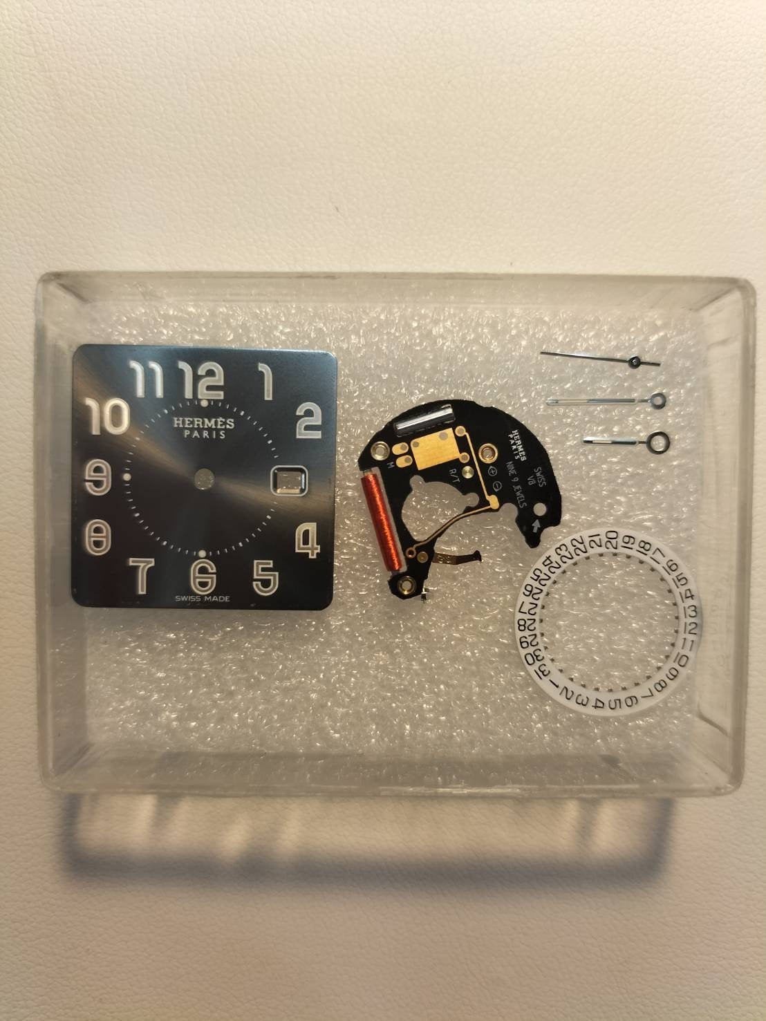 Hermes Cape Cod CC2.710 Quartz SS Leather Genuine Buckle (SS) Grey Dial Overhauled