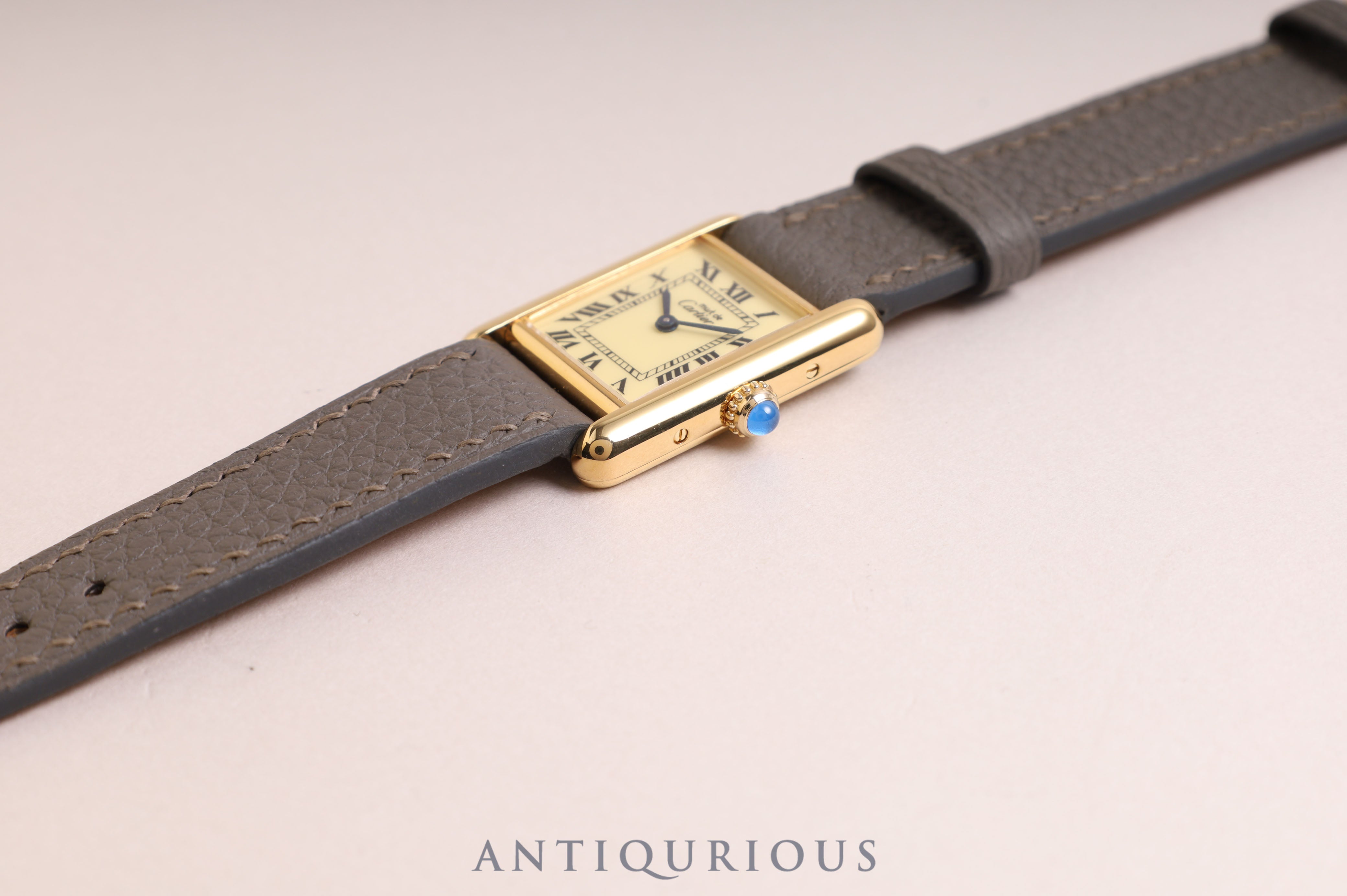 カルティエ マストタンク SM QZ アイボリーローマン文字盤 5057001 コンプリートサービス 新品仕上げ済み