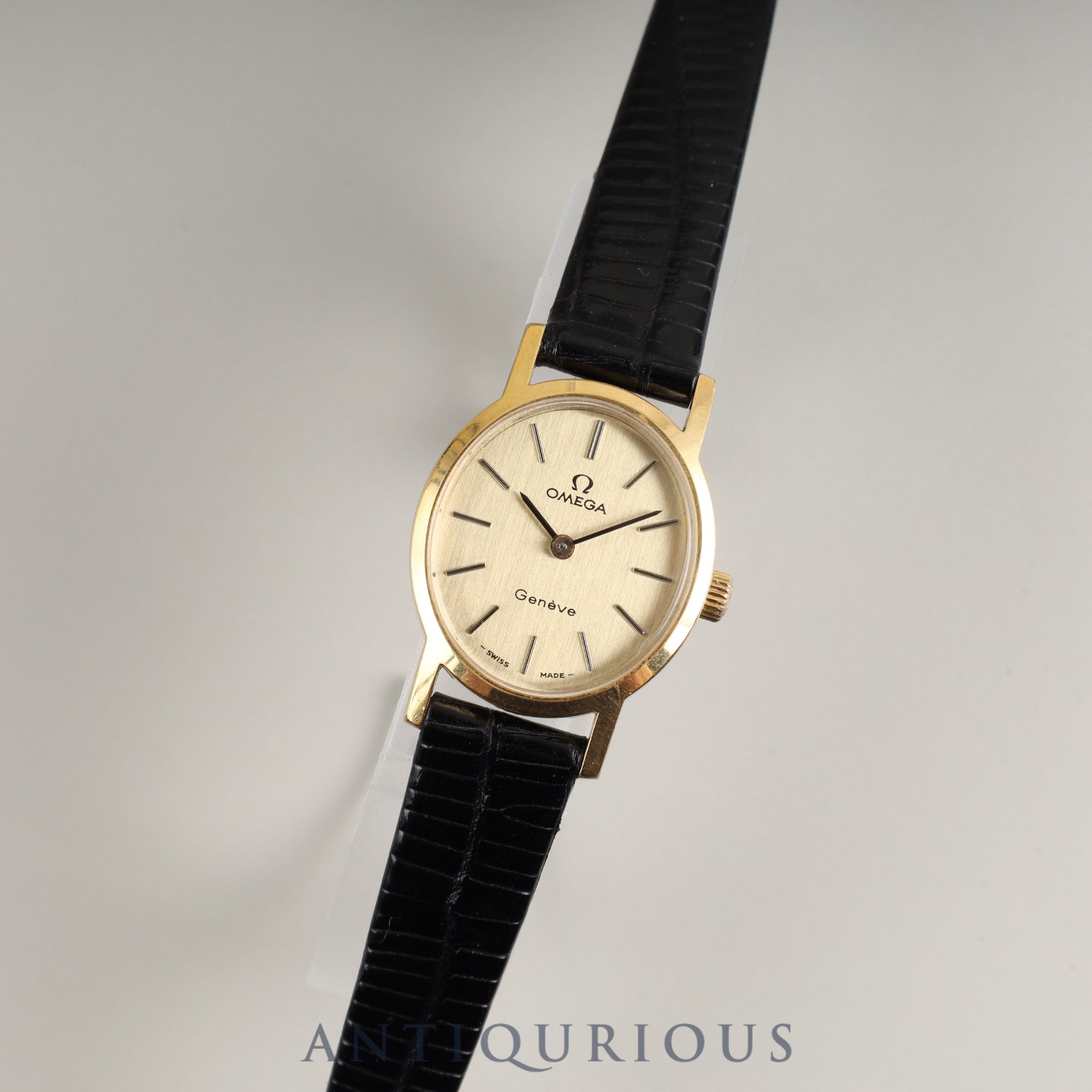 オメガ ジュネーブ 5110411 / 1061 手巻き Cal.625 GP 革 純正尾錠(GP) ゴールド文字盤 オーバーホール済み