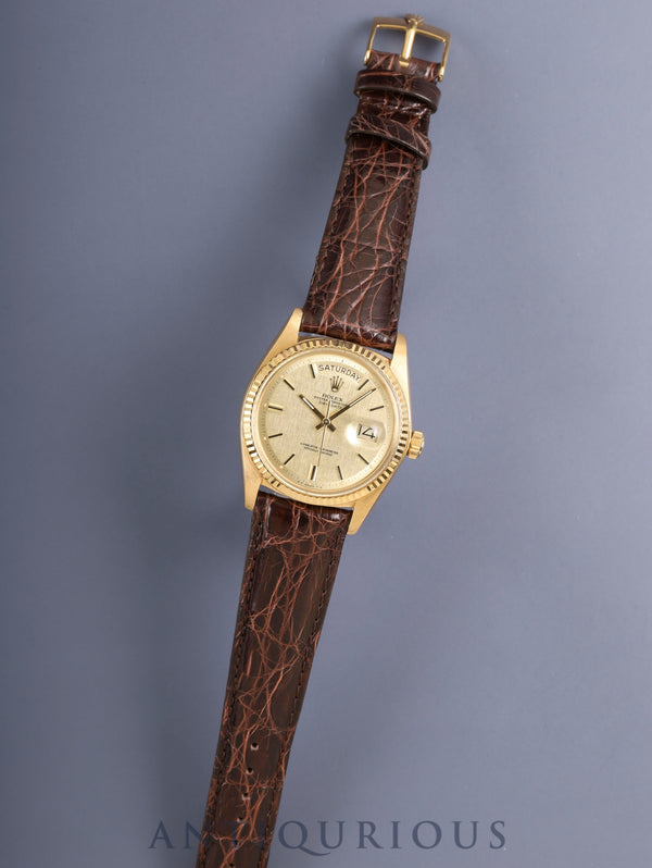 ロレックス デイデイト 1803 自動巻き Cal.1556 750YG 革 純正ピンバックル(GP)シグマダイアル シャンパン文字盤 34番台(1971年)オーバーホール済み