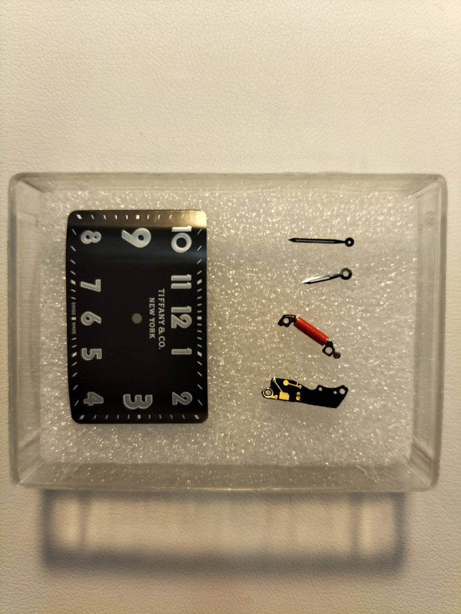 ティファニー イーストウエスト 34677352 クォーツ SS 革 純正バックル(SS) ブラックアラビア文字盤 保証書(2017年)冊子 オーバーホール済み