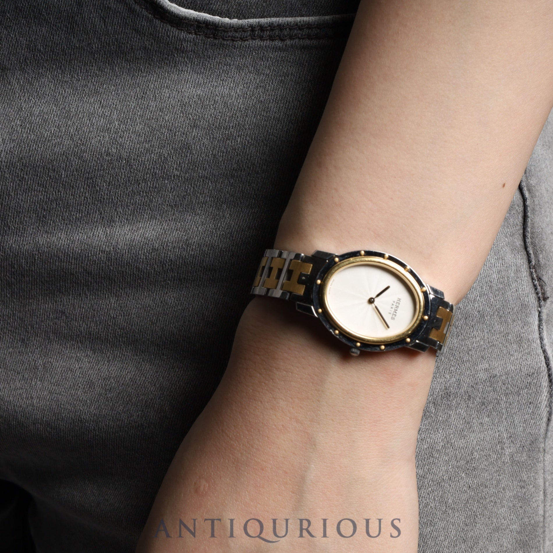 エルメス クリッパー オーバル CO1.520.220 / 3280 クォーツ Cal.976.001 SS/GP ホワイトギョーシェ文字盤 箱 保証書 (2008年)オーバーホール済み