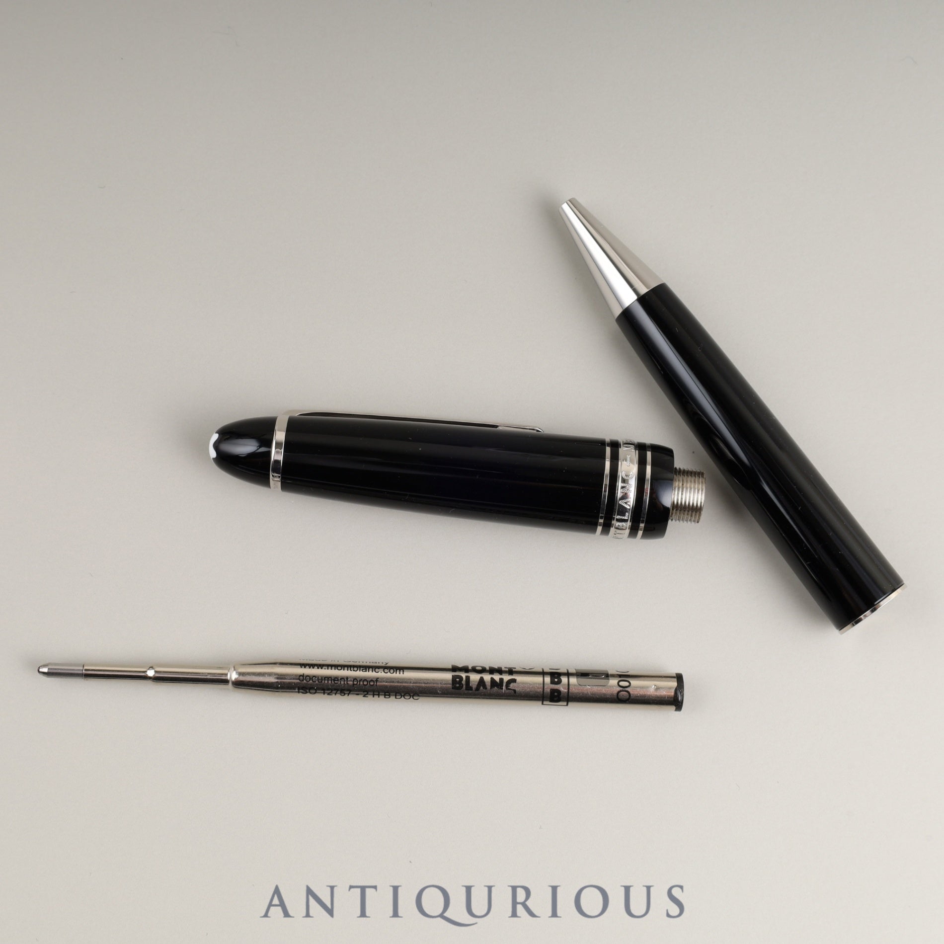 Montblanc Meisterstück Le Grand P161 MB7569 Twist-Style Resin Ballpoint Pen with Box, Warranty (2021) and Unused Genuine Refill