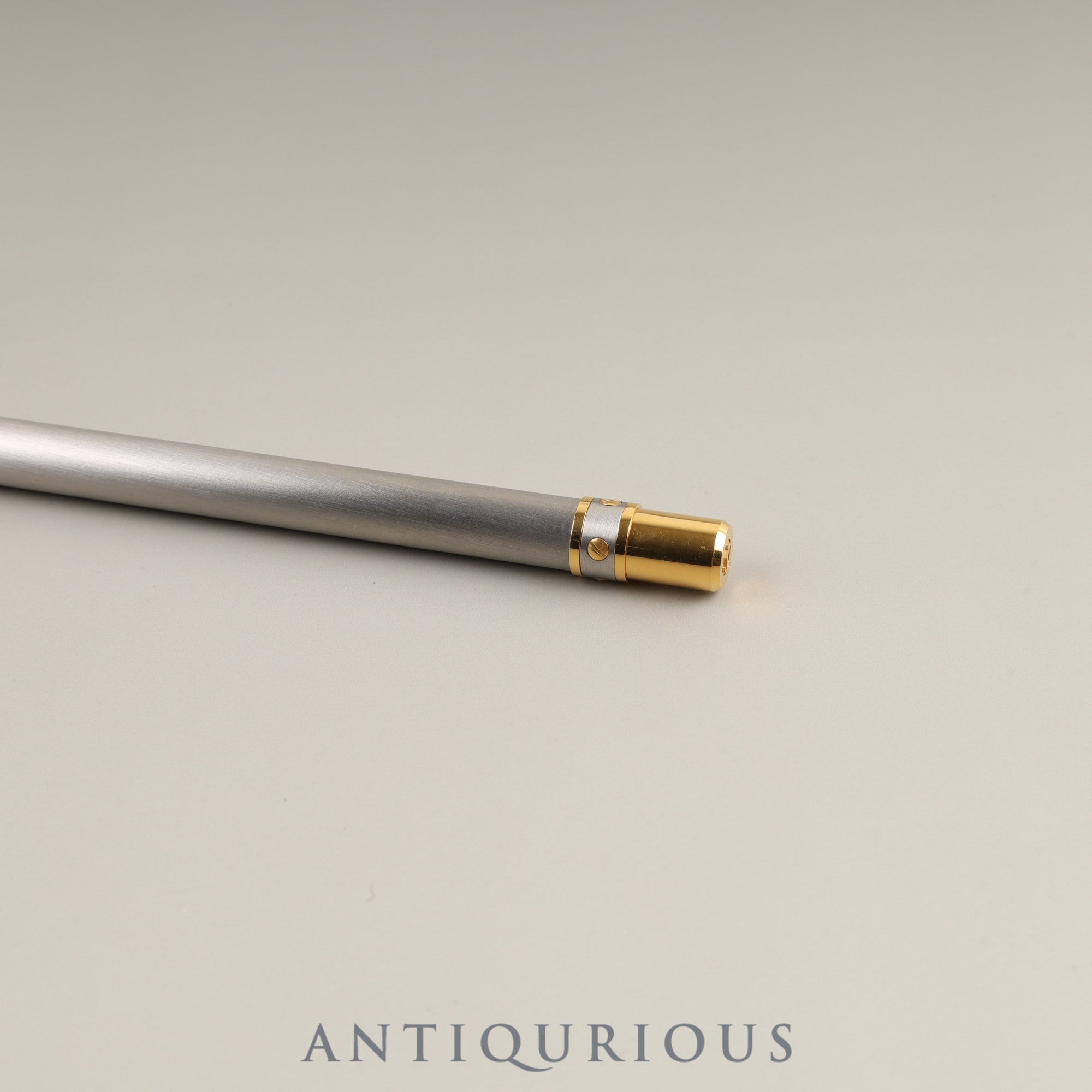 Cartier ballpoint pen Santos de twist type GP, box, warranty card (1994/personal name included), genuine replacement ink x 2 (black/blue)