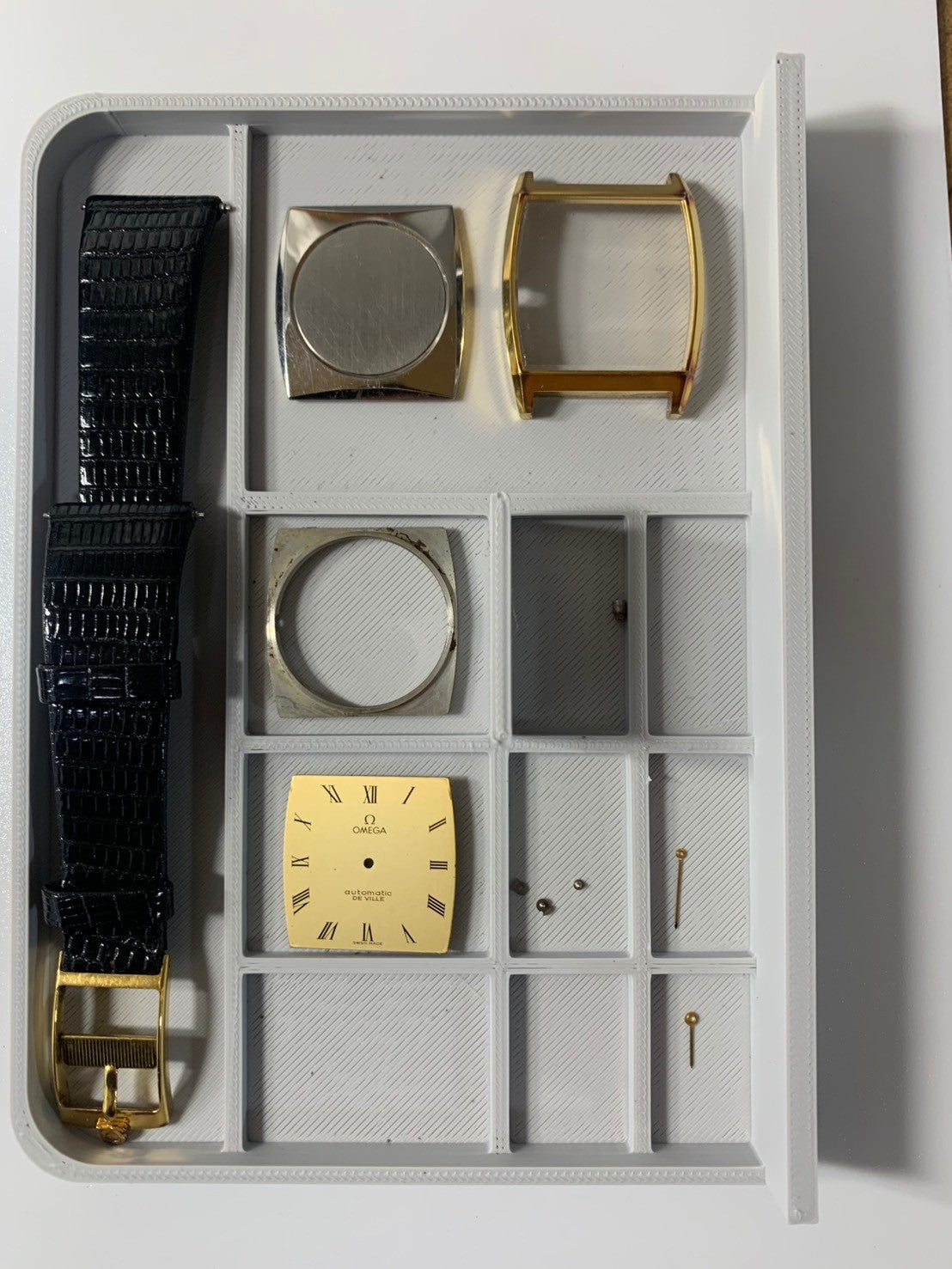 オメガ デ・ヴィル 5321 自動巻き Cal.711 GP 革 純正尾錠(GP) シャンパン文字盤 オーバーホール済み