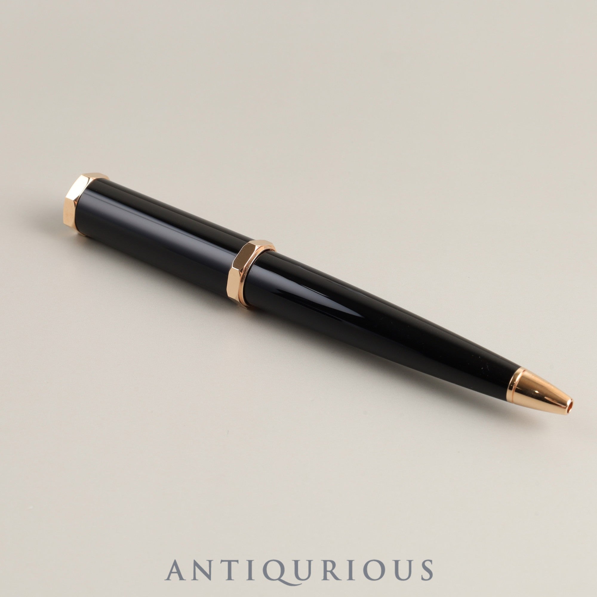 Cartier ballpoint pen Santos Dumont resin GP black x gold box case