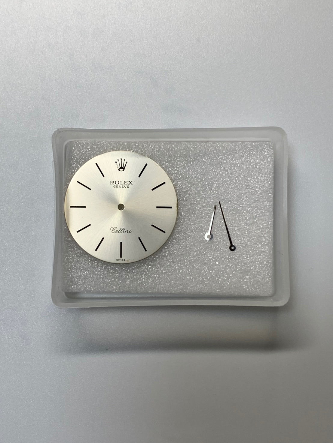 ロレックス チェリーニ 4112/9 手巻き Cal.1601 750WG 革 純正ピンバックル(750WG)シルバー文字盤 W番台(1994-1995年) 保証書(1996年)冊子 オーバーホール済み