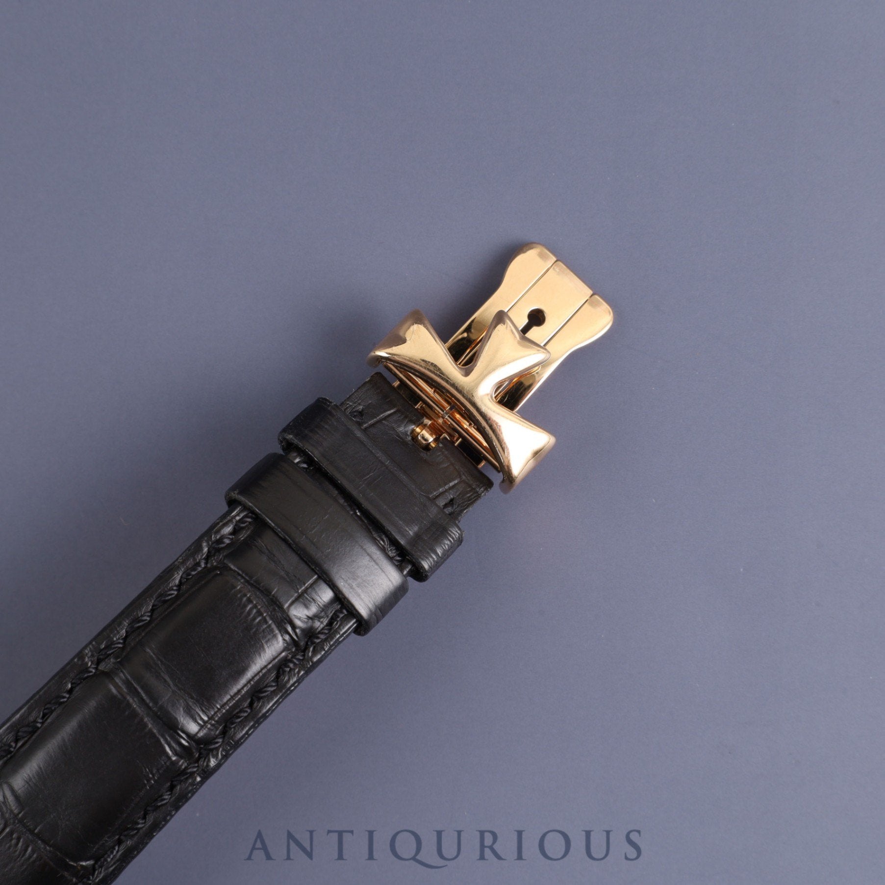 Vacheron Constantin Cale Historiques 91030 / 000R Manual winding Cal.1017 750PG Genuine leather strap Genuine buckle (750PG) Ivory dial 31 x 35mm Box, case, warranty card (2003) Limited to 600 pieces Overhauled