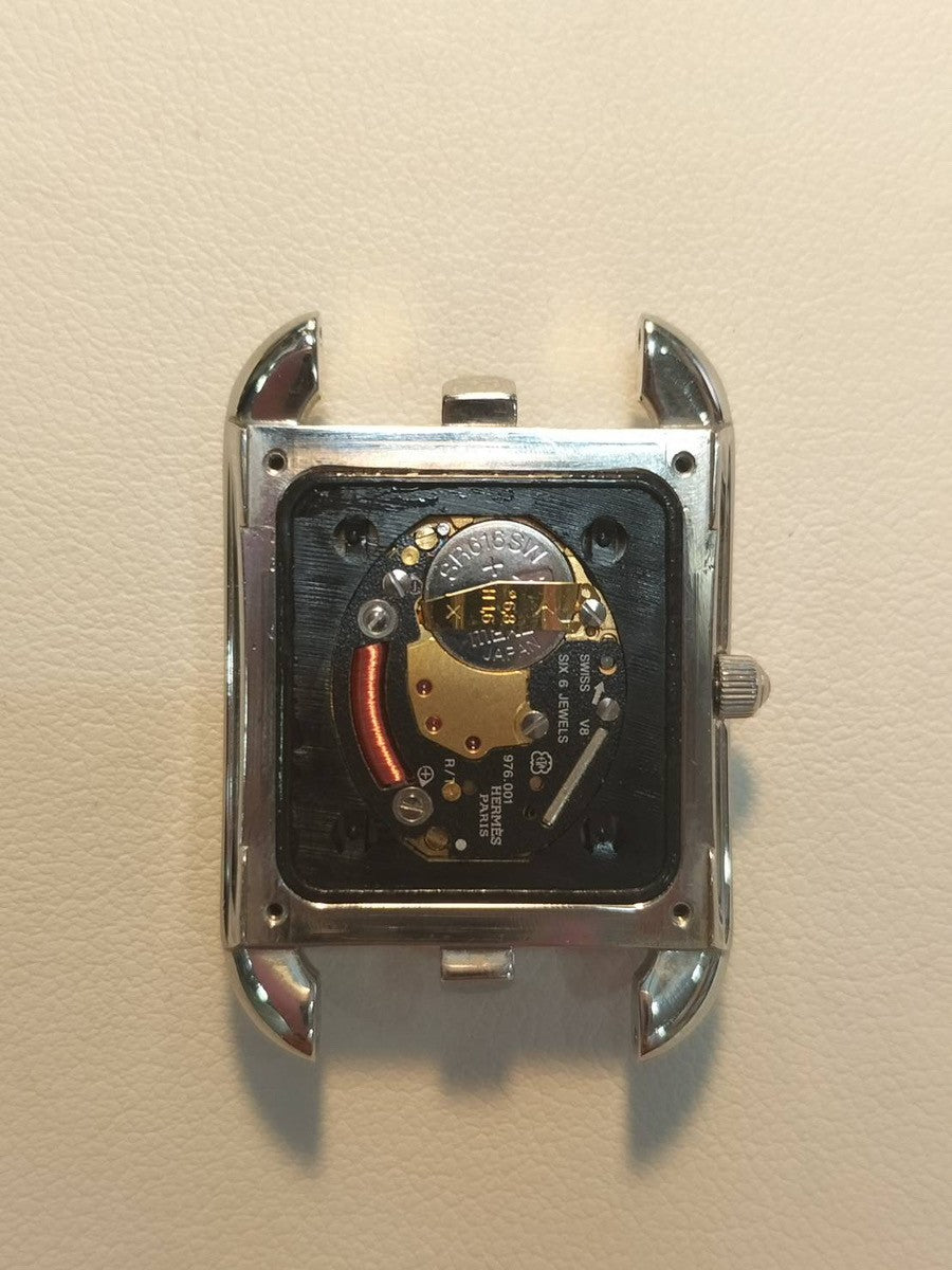 Hermès Cape Cod CC1.210 Quartz Caliber 976.001 Stainless Steel Watch with Genuine Leather Strap (E Stamp: 2001) and Genuine Stainless Steel Buckle. Gray Arabic Dial. Overhauled.