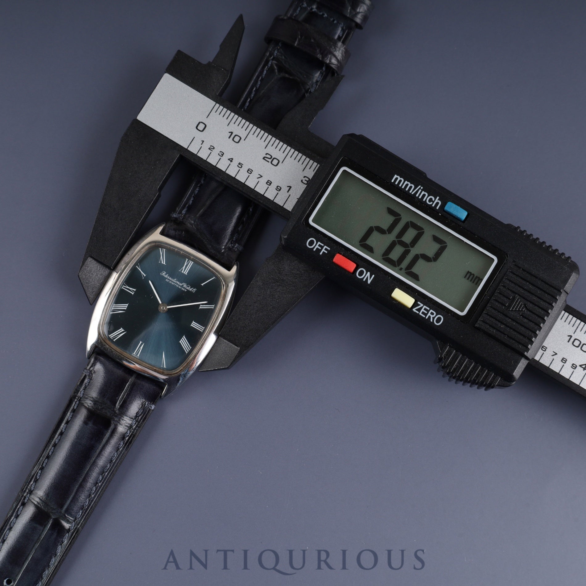 IWC オールドインター シャウハウゼン 2582 手巻き Cal.423 SS 革 社外尾錠 ブルーローマン文字盤 オーバーホール済み