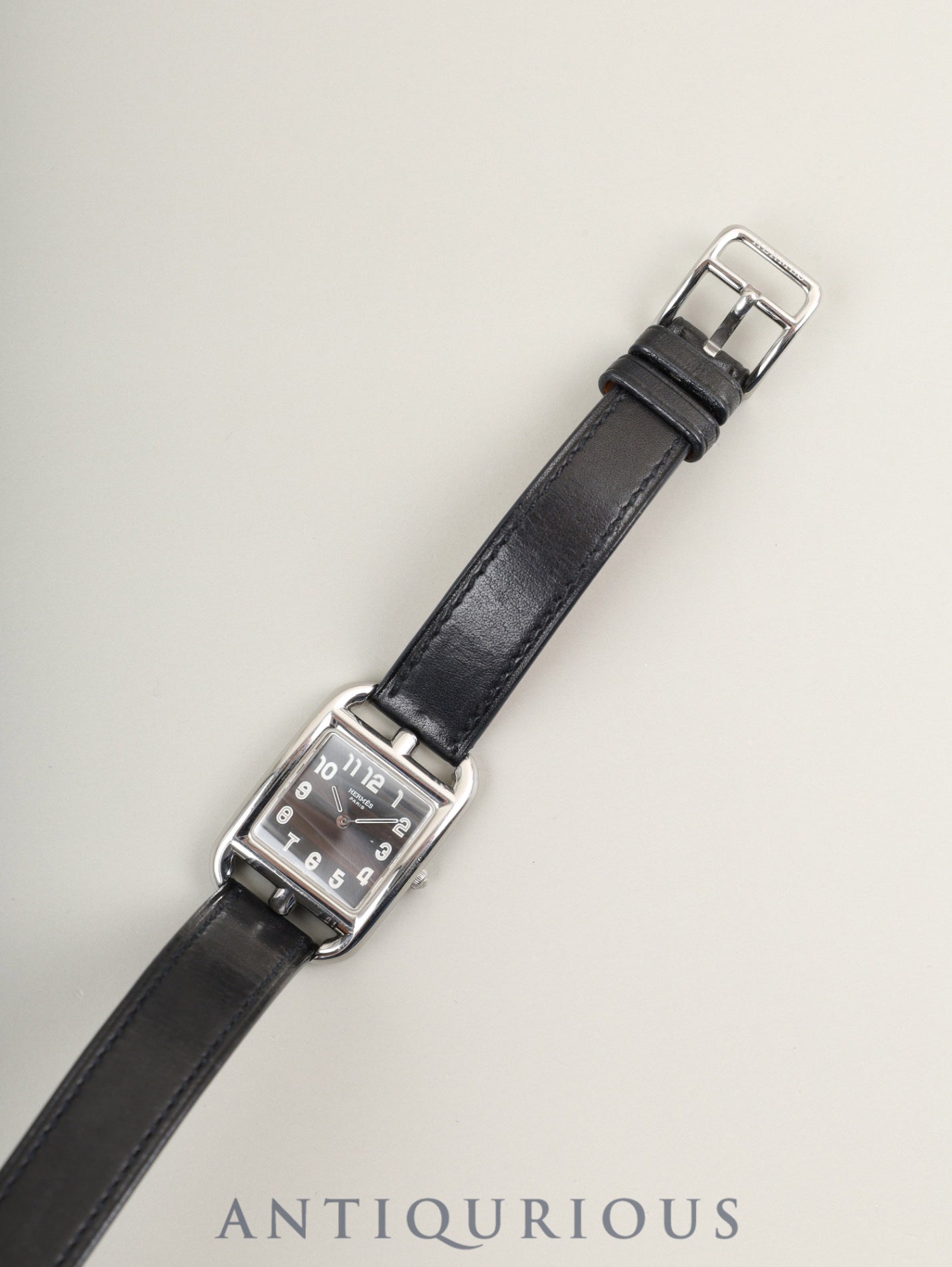 Hermès Cape Cod CC1.210 Quartz Caliber 976.001 Stainless Steel Watch with Genuine Leather Strap (D Stamp: 2000) and Genuine Buckle (SS), Gray Arabic Dial, Box, Warranty Card, Overhauled