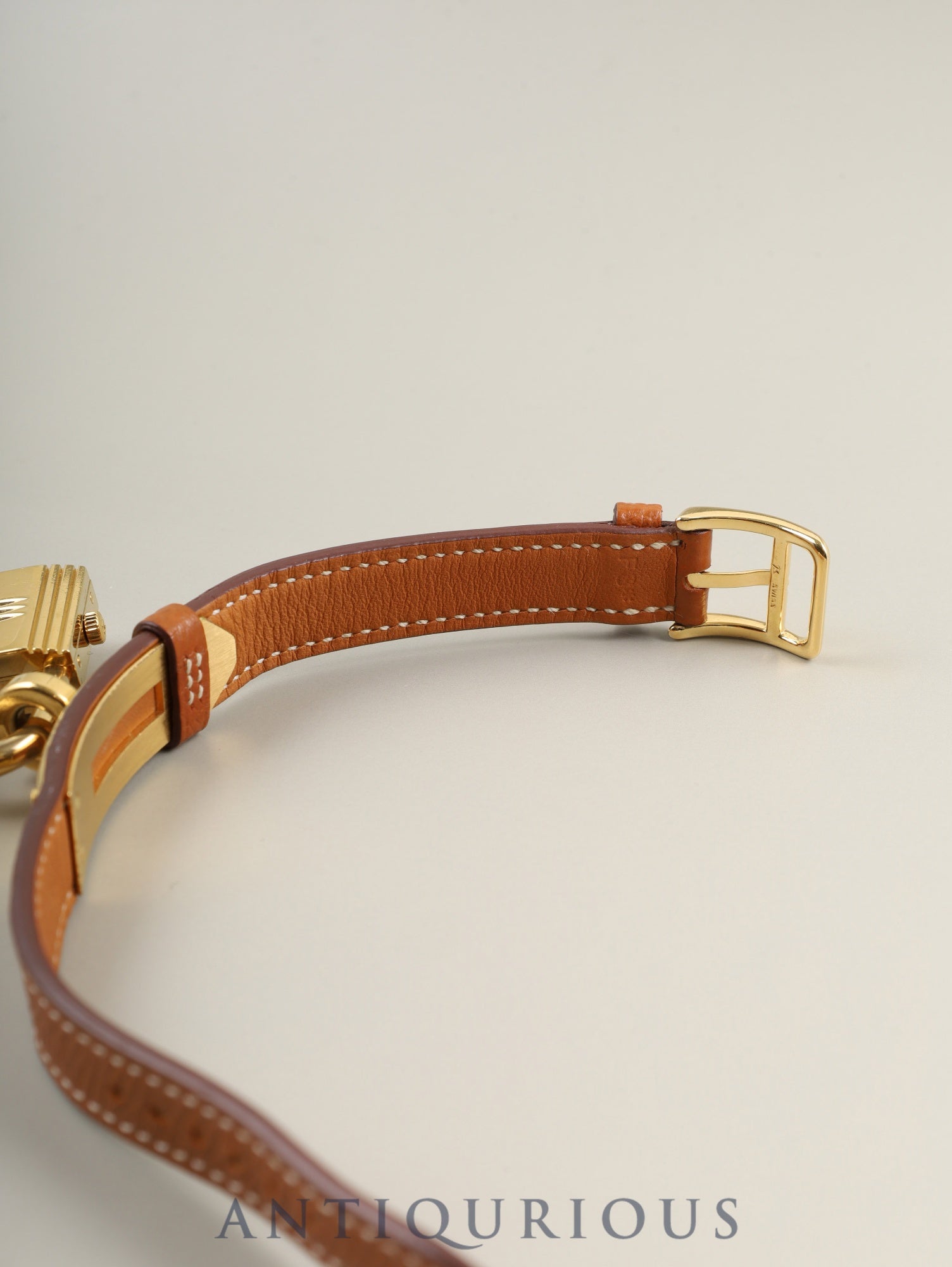 エルメス ケリーウォッチ KE1.210 クォーツ GP 純正革ベルト(D刻印:2019年) 純正尾錠(GP)シャンパン文字盤 箱 ケース 冊子 保証書(2022年) オーバーホール済み