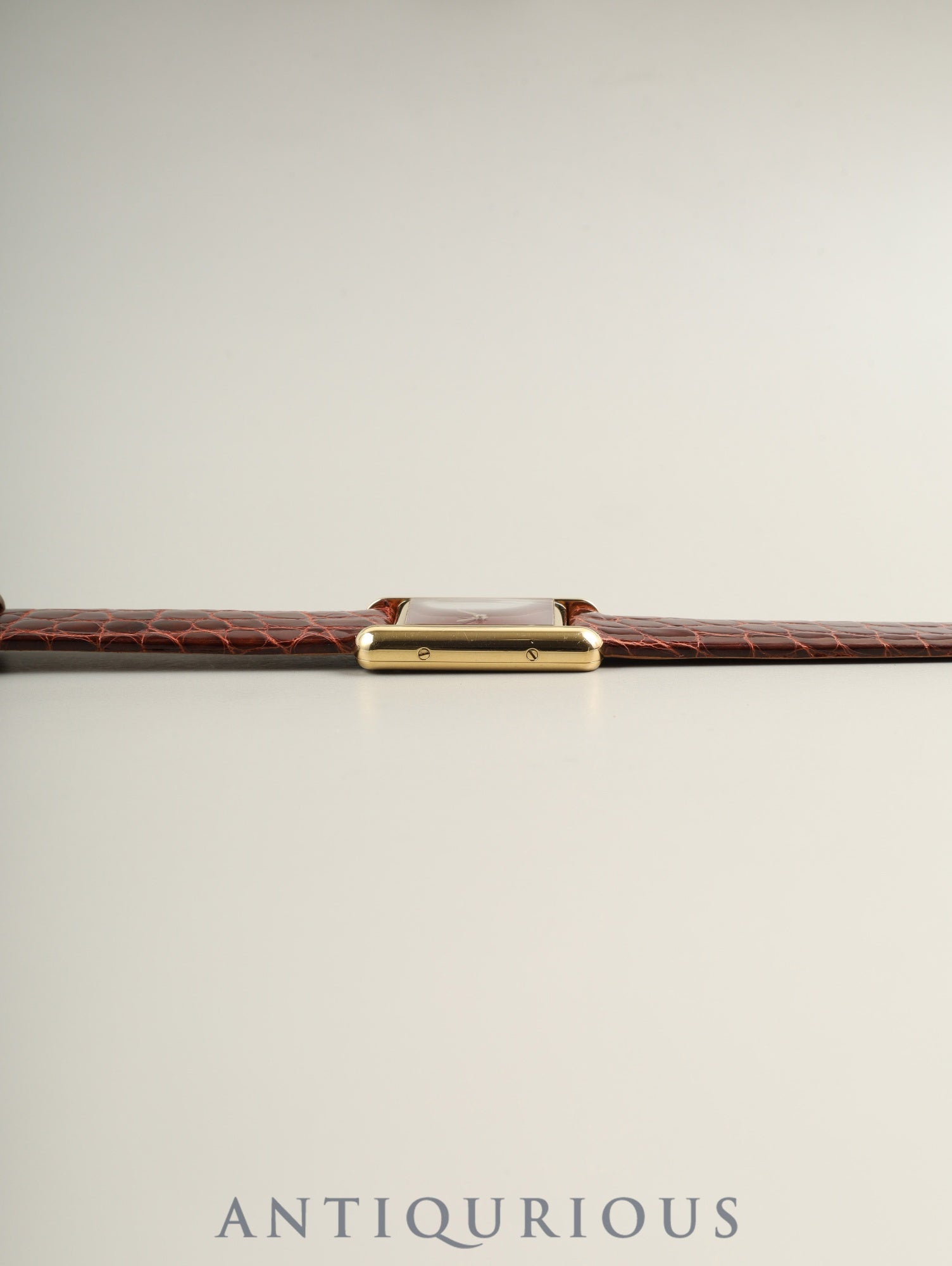 カルティエ マストタンク SM 366001 クォーツ SV925 革 純正ピンバックル(GP)ガーネットダイアル・ボルドー文字盤(SWISS表記)カルティエブティックにてコンプリートサービス(フルメンテナンス)済み