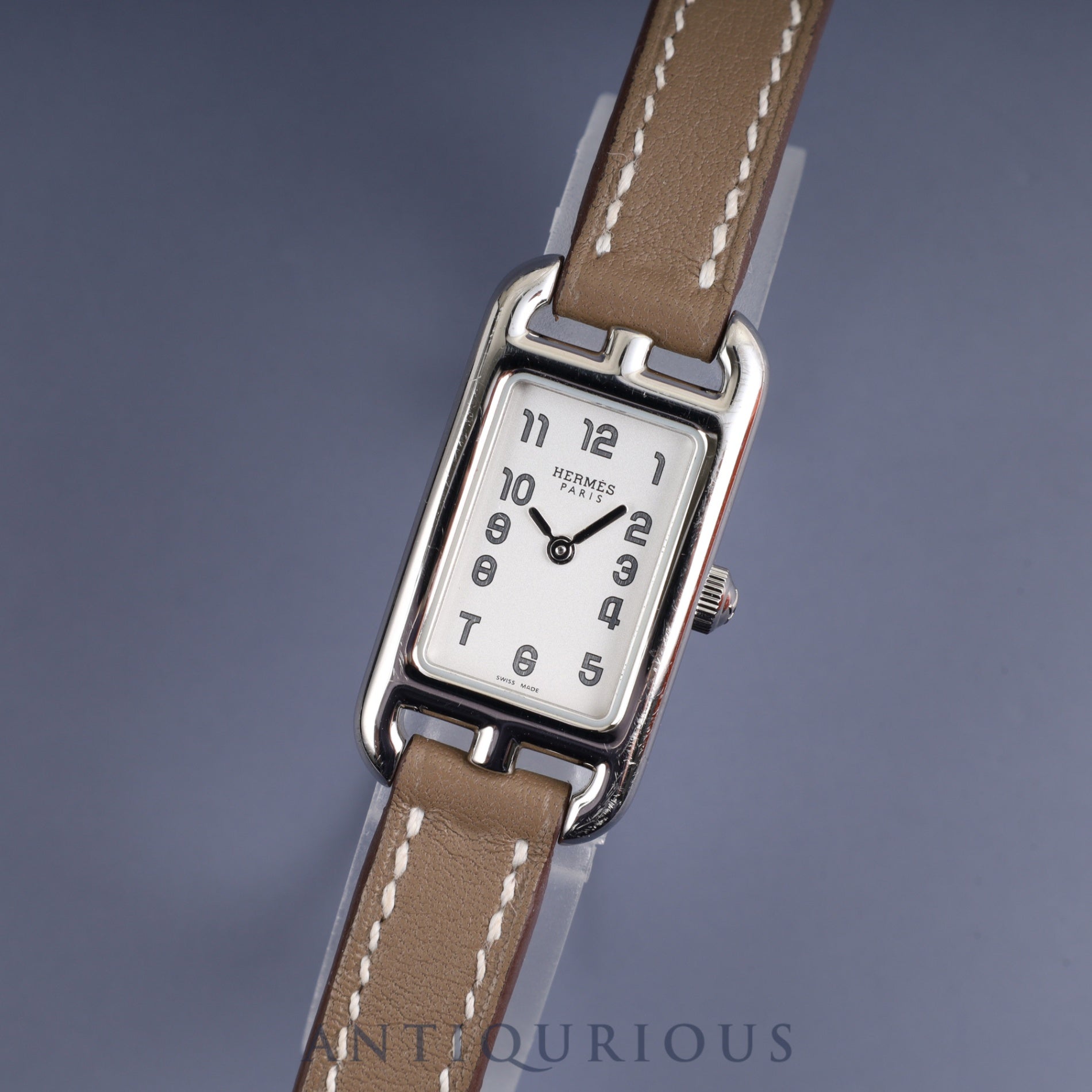 Hermes Nantucket NA2.110.220 / WW18 Quartz Cal.280.002 SS Genuine leather strap (Z stamp: 2021) Genuine buckle (SS) Silver dial Box Booklet Warranty (2021) Overhauled