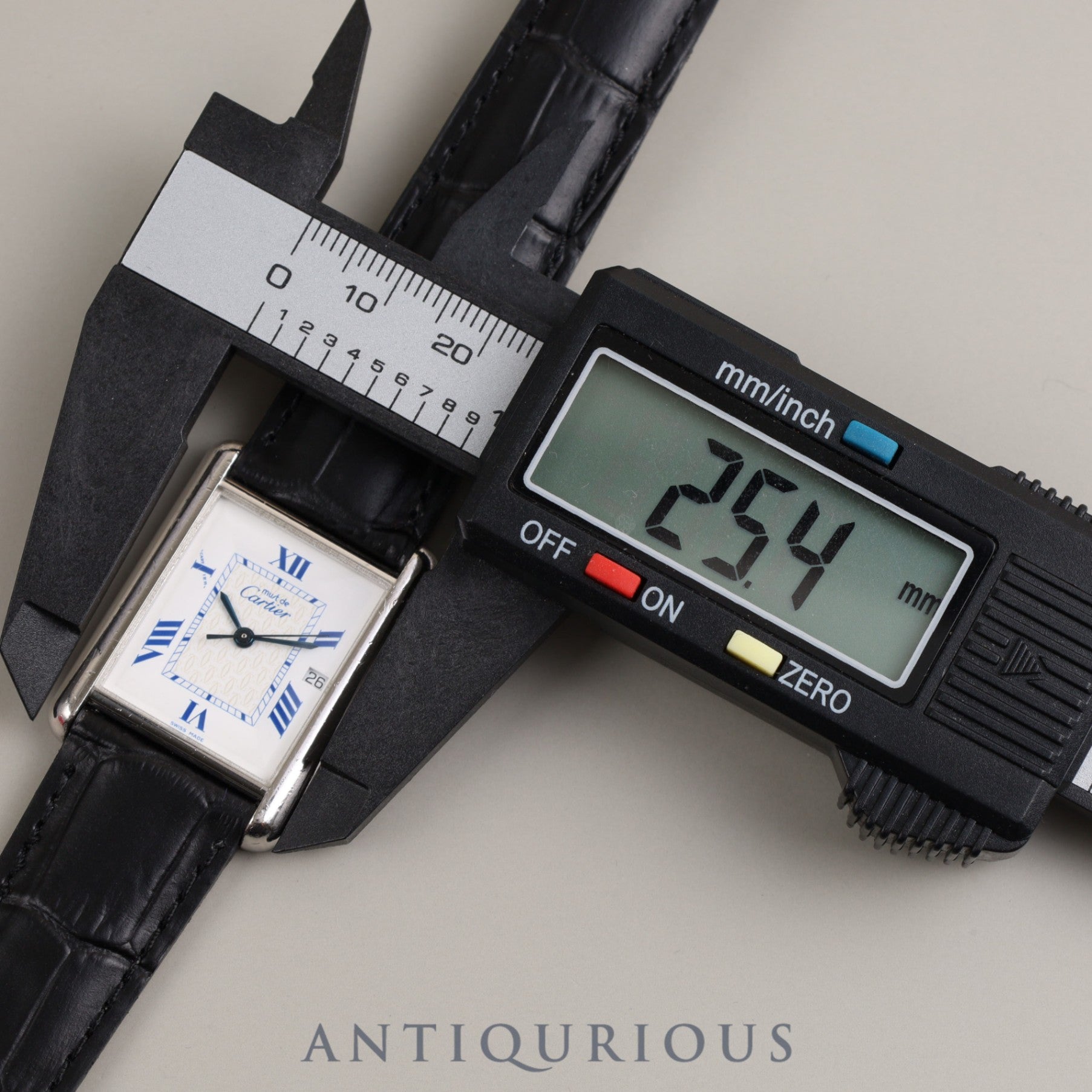 Cartier Must Tank GM (XL) Date QZ Cal.687 W1014154 / 2414 SV925 Leather Genuine Buckle (SS) White Roman CC Dial Box