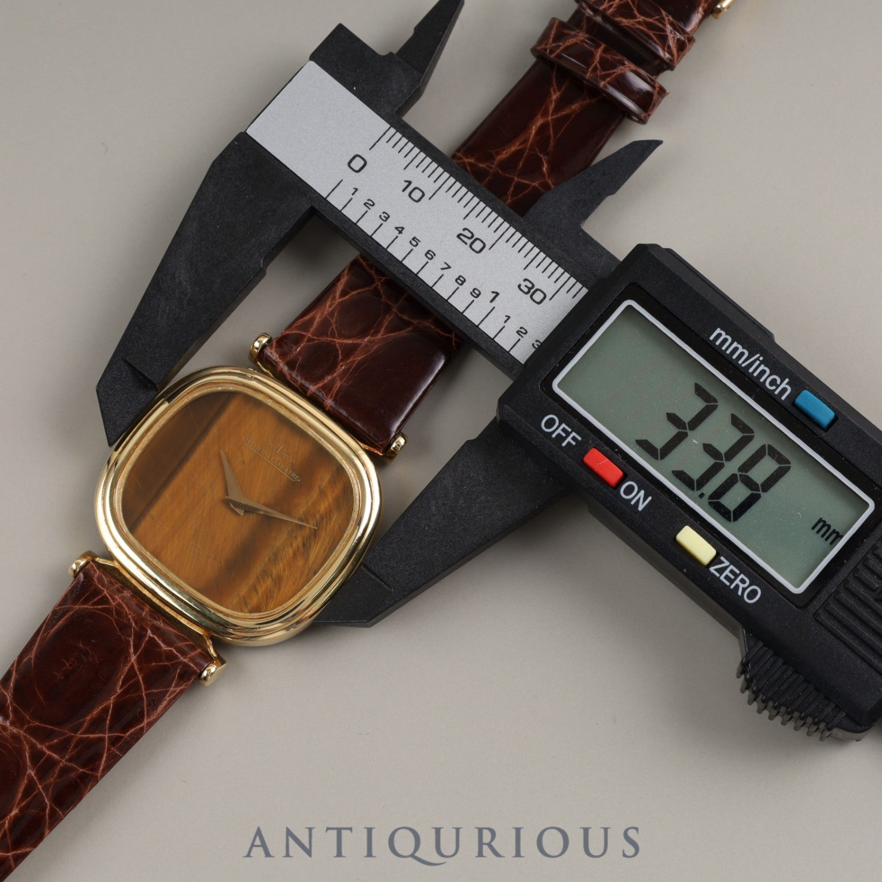 Jaeger-LeCoultre Cushion 9132 21 Manual Winding 750YG Case Tiger's Eye Dial Overhauled