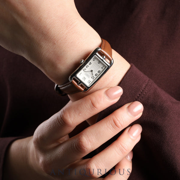 エルメス ナンタケット NA2.110 クォーツ Cal.280.002 SS 革 社外尾錠(SS)シルバー文字盤 箱 保証書(2018年) オーバーホール済み