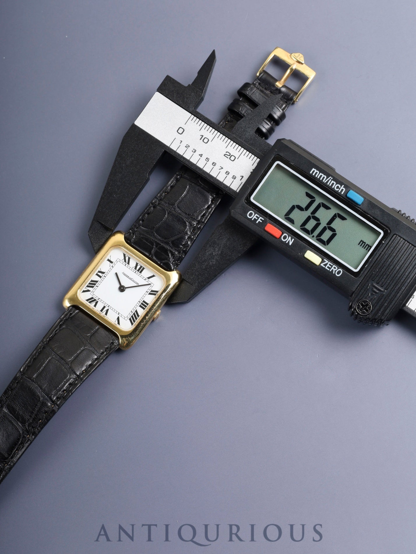 Jaeger-LeCoultre Square Case 9117.21 Manual Winding 750YG Leather Original Buckle (GP) White Roman Dial Overhauled