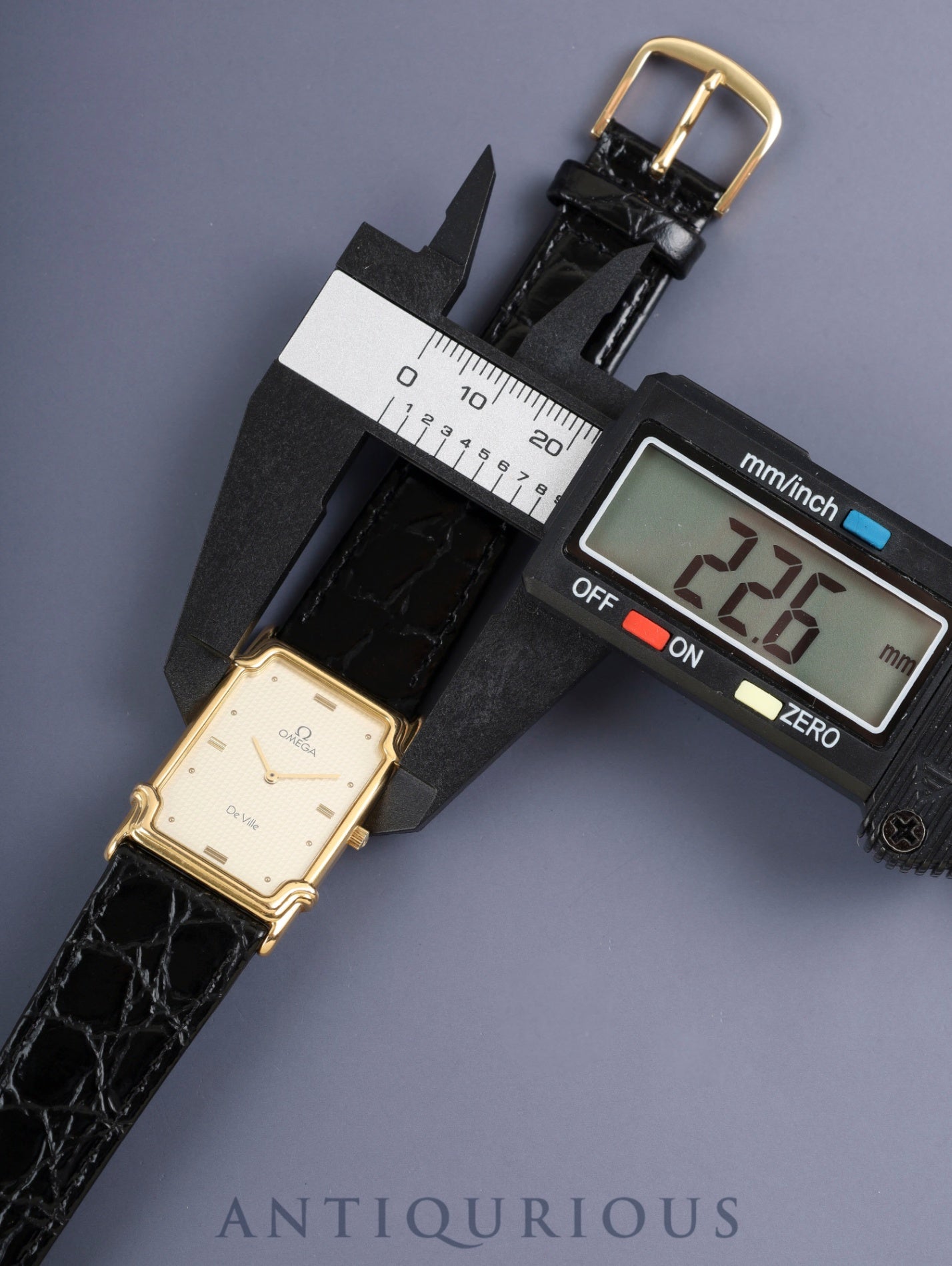 オメガ デ・ヴィル クォーツ Cal.1450 SS 革 社外尾錠(GP) ゴールド文字盤 箱 タグ オーバーホール済み