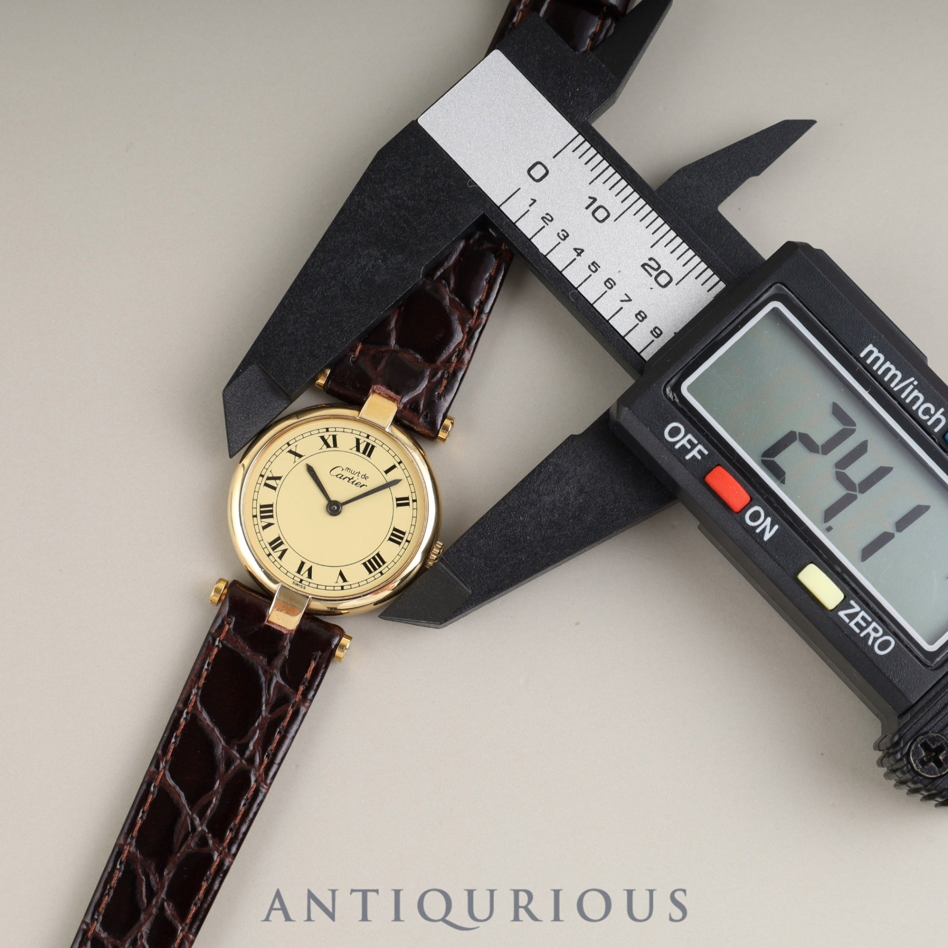 Cartier Must Vendôme VLC SM 18 Quartz Cal.81 SV925 Genuine Buckle (GP) Ivory Roman Dial Box Booklet Warranty Card Overhauled