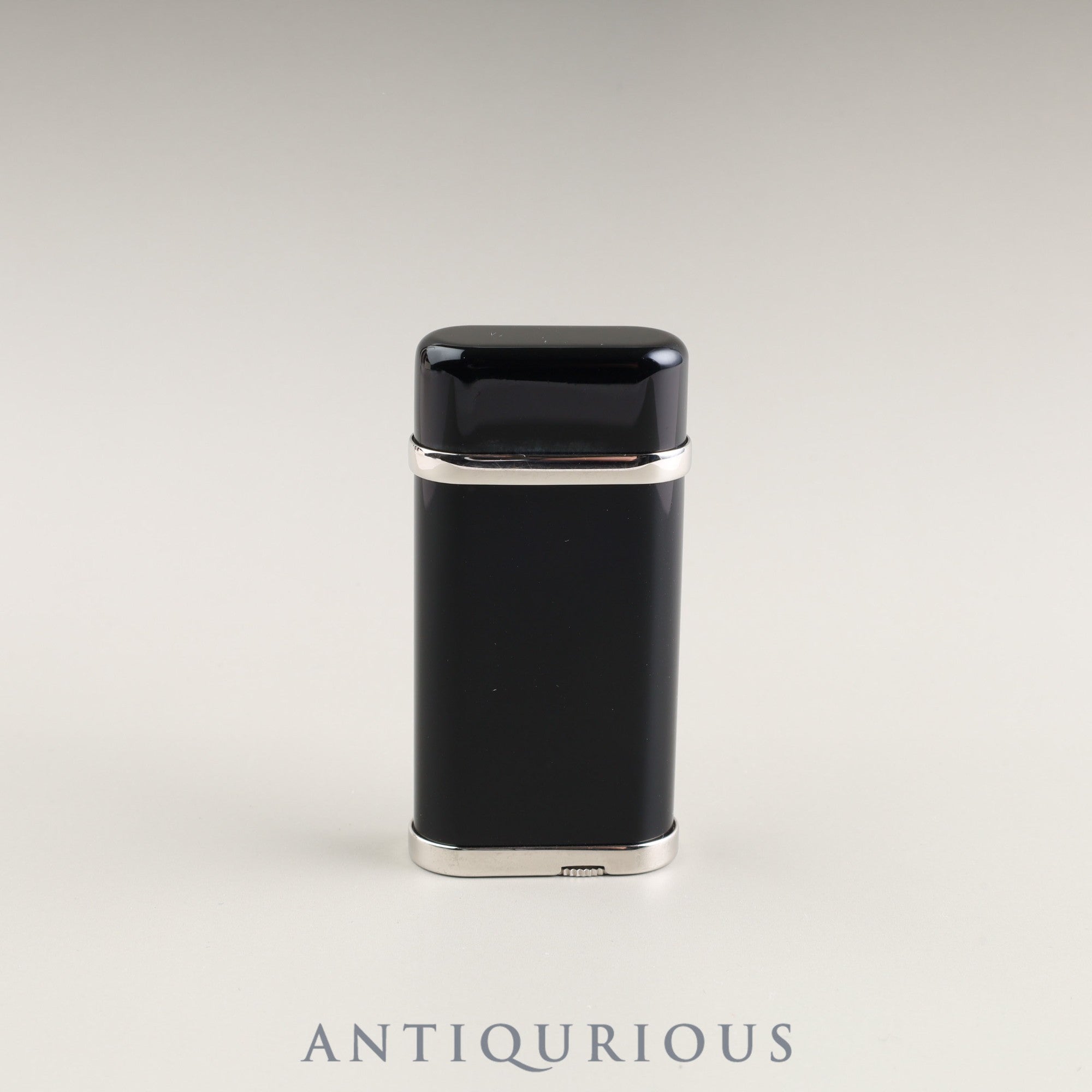 Cartier Lighter CA120118 Lacquer Black x Platinum Finish Box