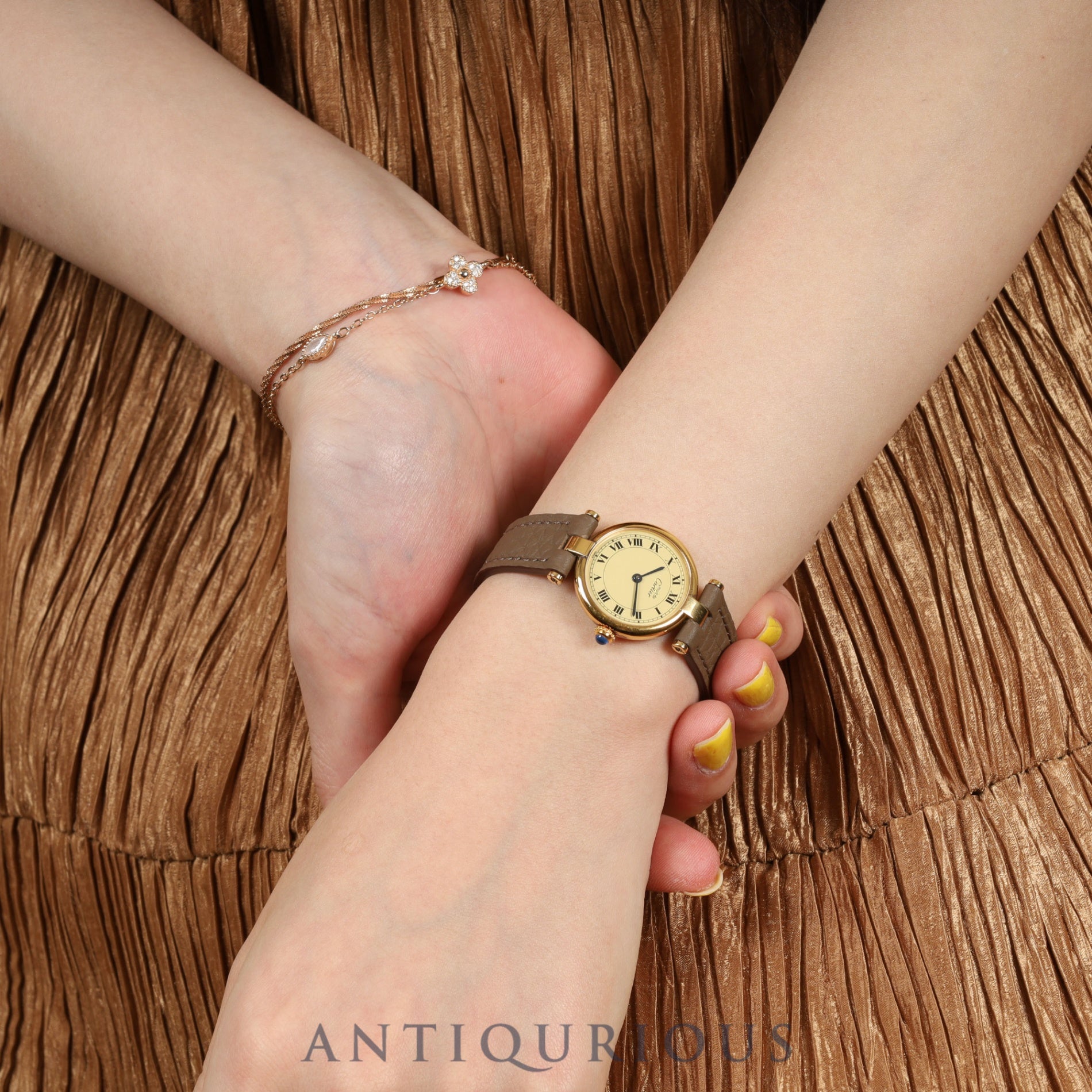 Cartier Must Vendôme VLC SM 590004 Quartz Caliber 90 SV925 Leather Strap with Genuine GP Buckle Ivory Roman Dial Box Booklet Warranty (1990) Overhauled