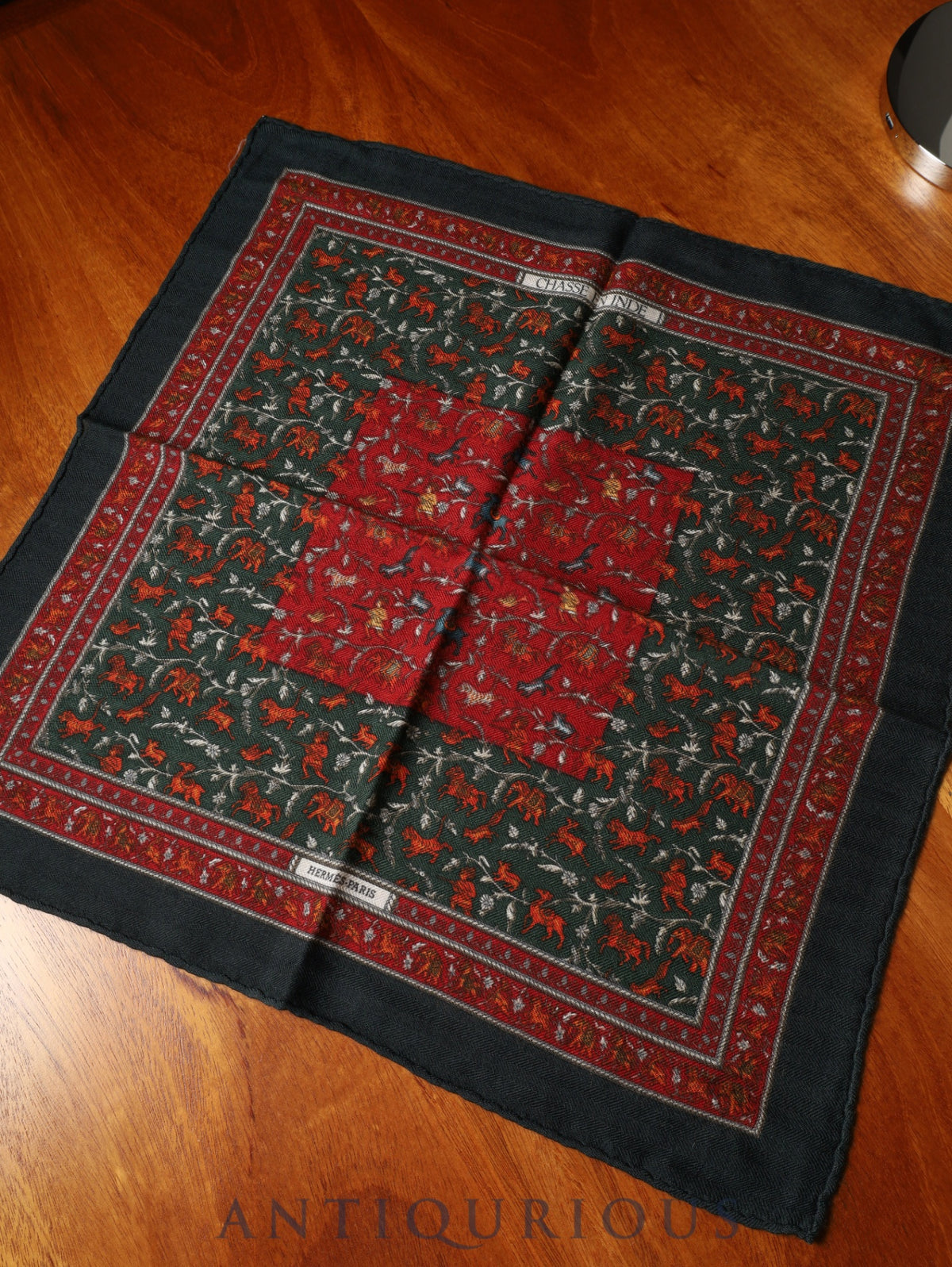 エルメス スカーフ カレ45 インドの狩猟 カシミア 65% / SILK 35 