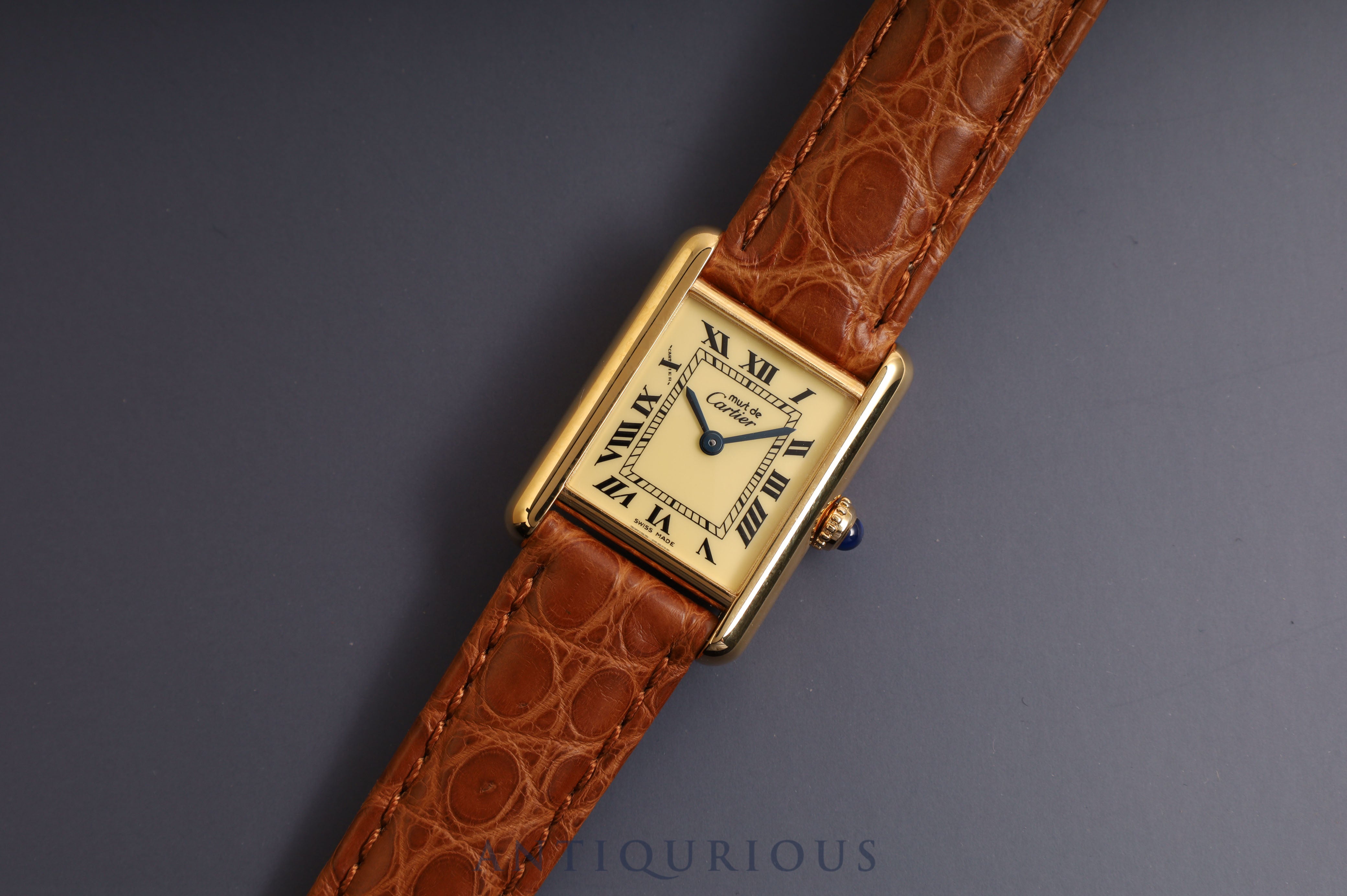 カルティエ マストタンク SM QZ アイボリーローマン文字盤