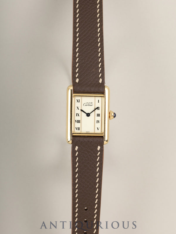 カルティエ マストタンク SM 5057001 クォーツ SV925 革 純正ピンバックル(GP)ストレートローマン文字盤(SWISS表記)カルティエブティックにてコンプリートサービス済み