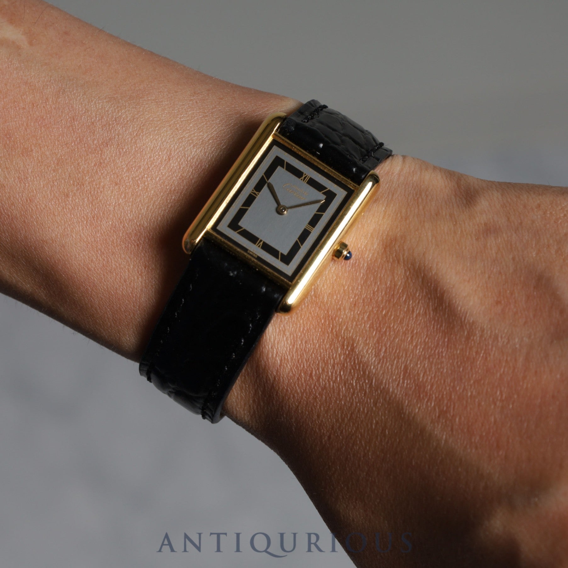 Cartier Must Tank LM QZ 6 81006 Cal.81 925 Leather Genuine Buckle (GP) Grey Roman Dial Overhauled