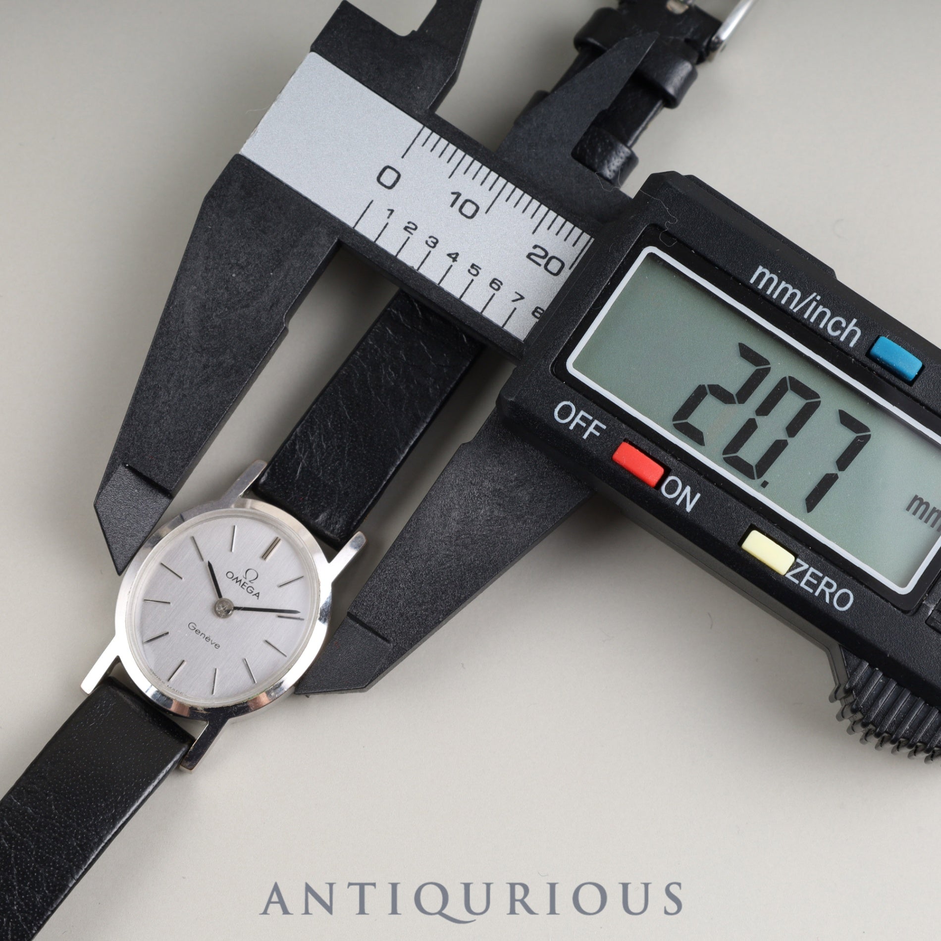 オメガ ジュネーブ 5110411 手巻き SS 純正革ベルト 純正尾錠(SS) シルバー文字盤 オーバーホール済み