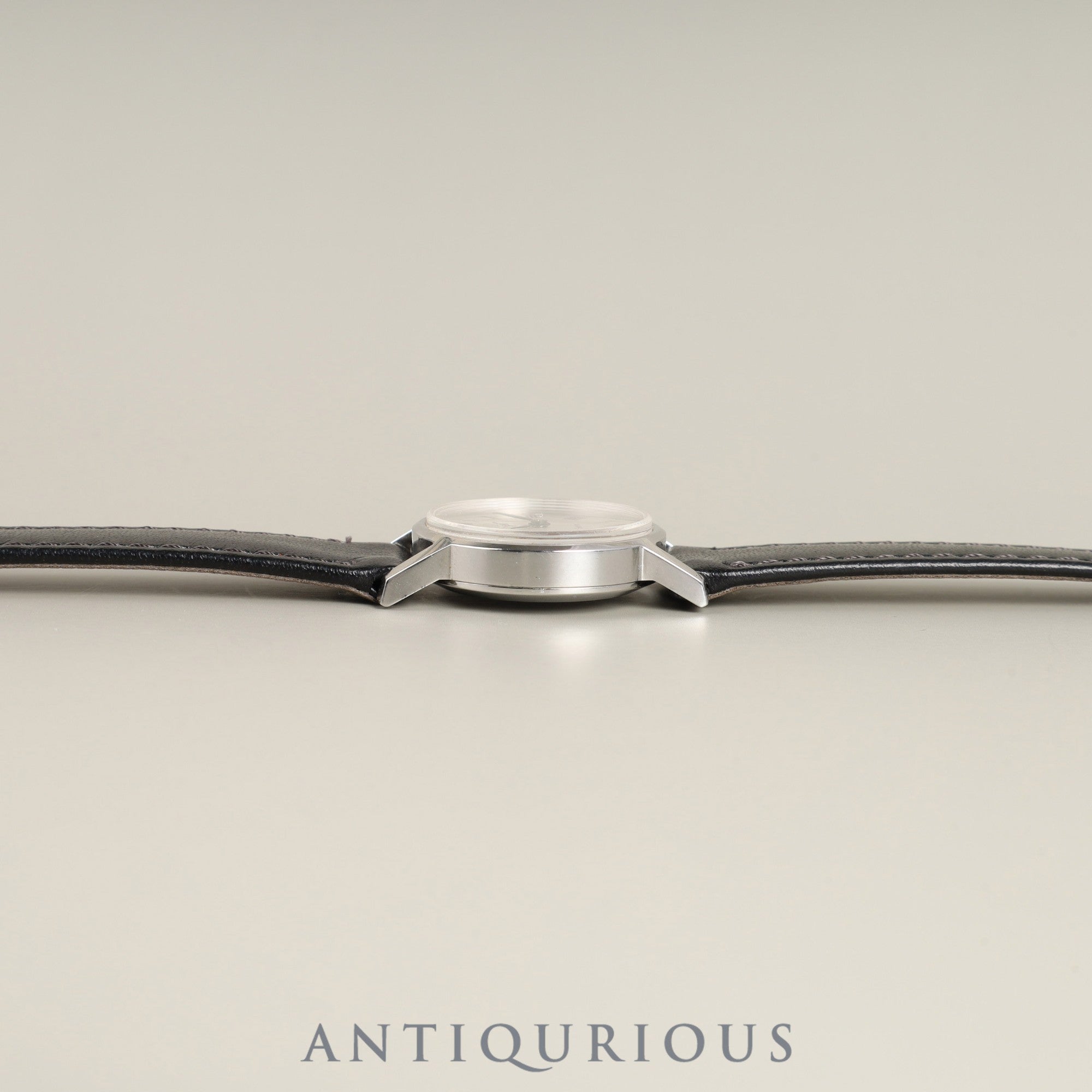 オメガ ジュネーブ 手巻き Cal.625 SS 革 純正尾錠(SS)シルバーローマン文字盤 純正替えベルト オーバーホール済み