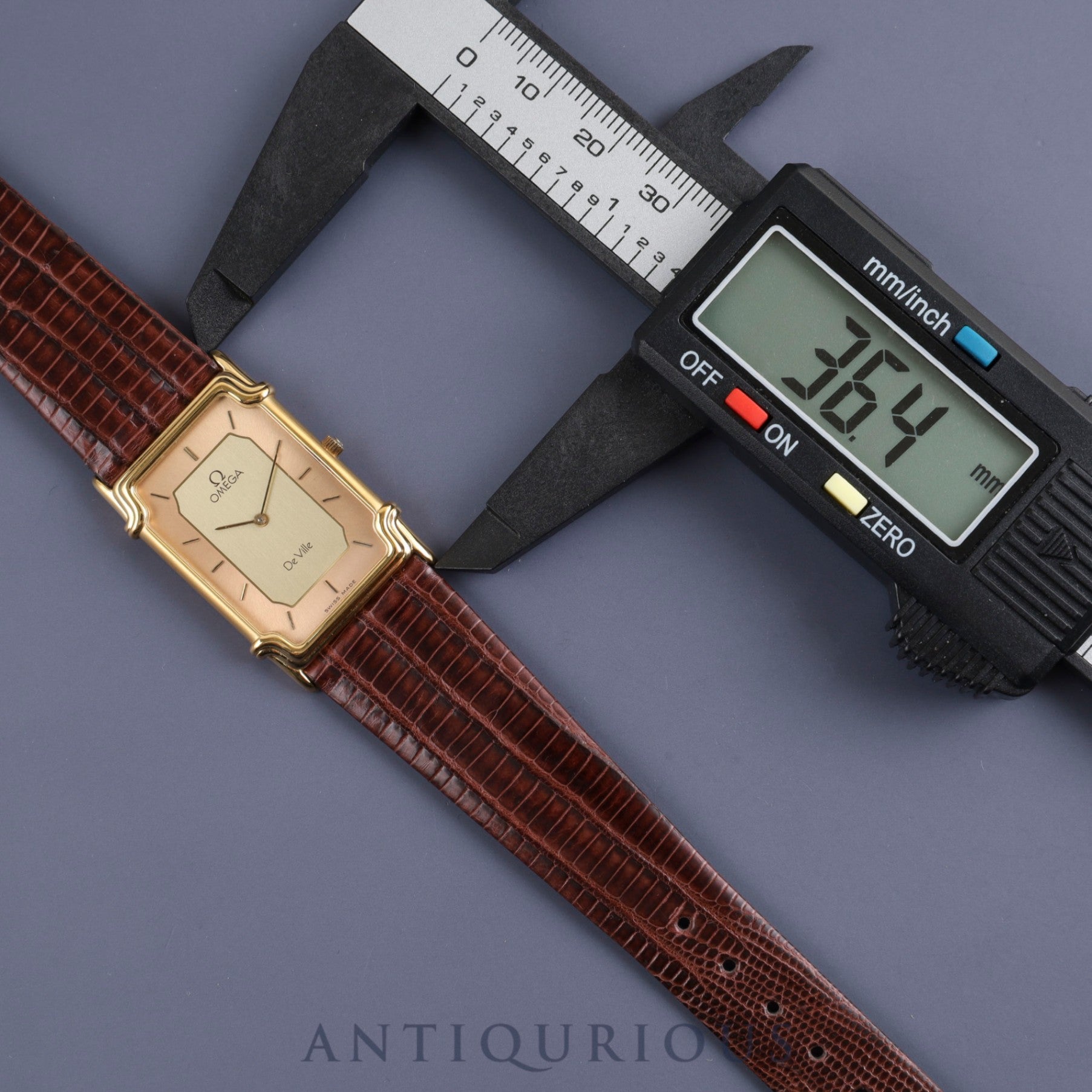 オメガ デ・ヴィル 19102300 クォーツ Cal.279 001/ 1455 GP 革 純正尾錠(GP)ゴールド文字盤 箱 オーバーホール済み
