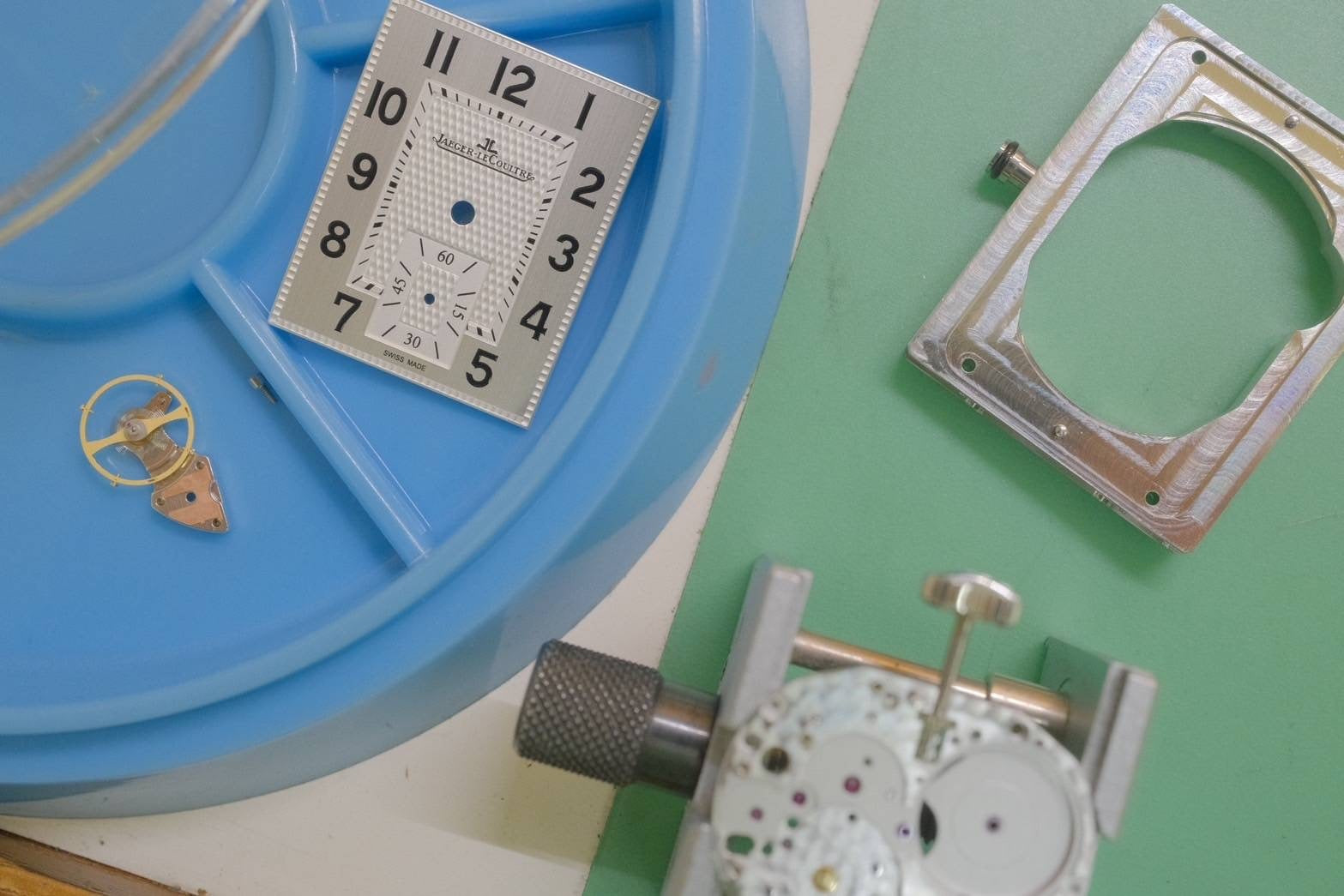 ジャガー・ルクルト レベルソ クラシック ラージ スモールセコンド 214.8.62 手巻き Cal.822/2 SS 革 純正尾錠(SS) アラビア文字盤 オーバーホール済み