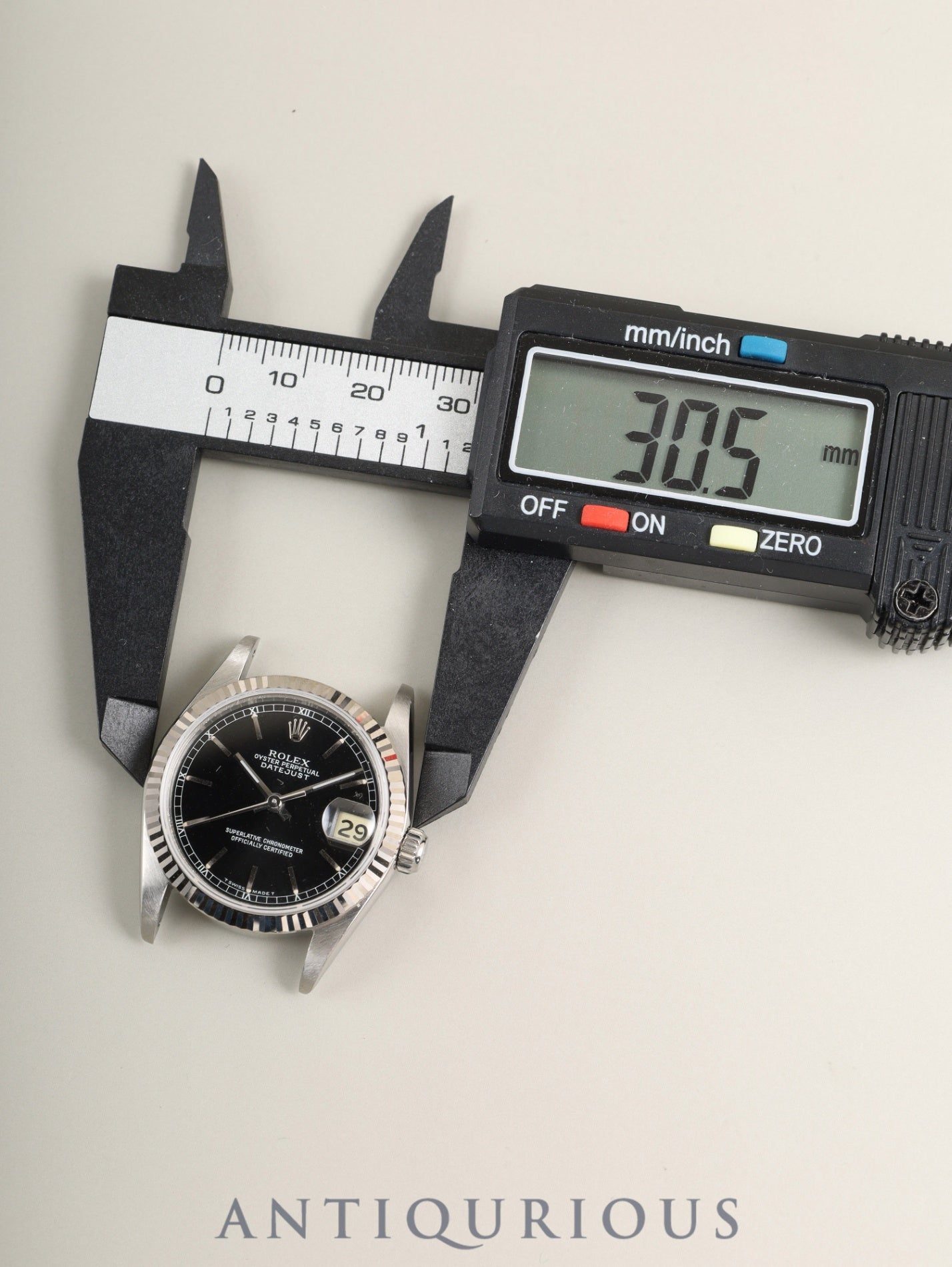 ロレックス デイトジャスト ボーイズ 68274 自動巻き Cal.2135 SS/WG SS ブラック文字盤(T SWISS MADE T表記)L番(1989年~1990年)保証書 オーバーホール済み
