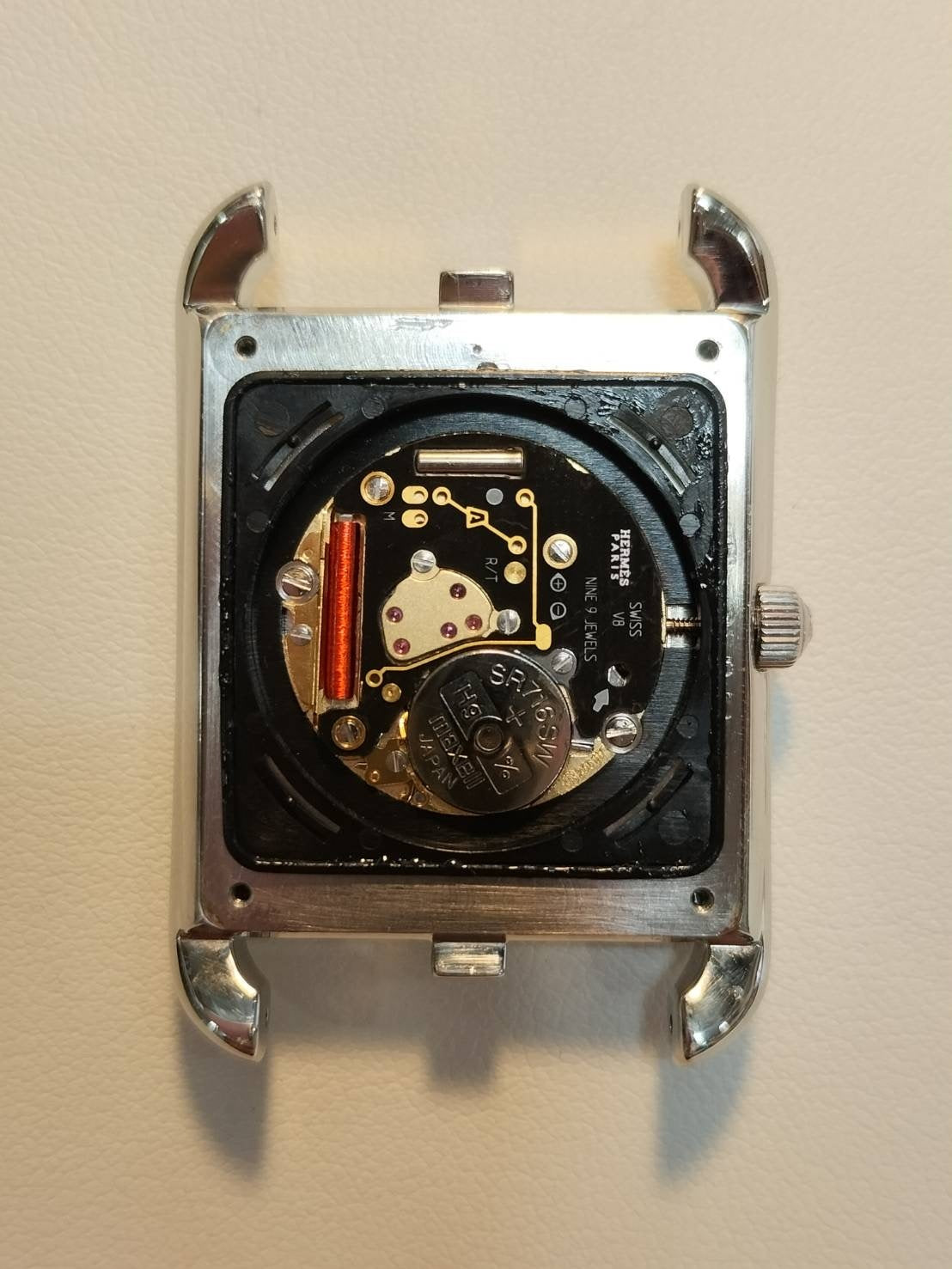 エルメス ケープコッド CC2.710 クォーツ Cal.- SS 革 純正尾錠(SS) シルバー文字盤 純正革ベルト(使用感・穴加工あり)オーバーホール済み